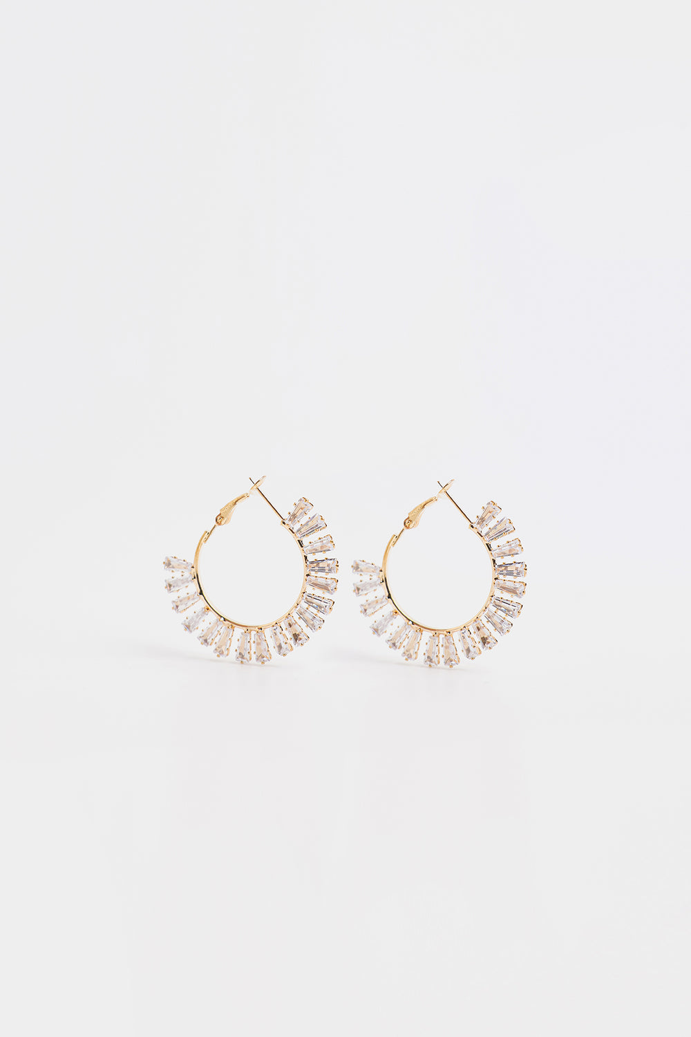 EARRINGS (E2697/110/131)