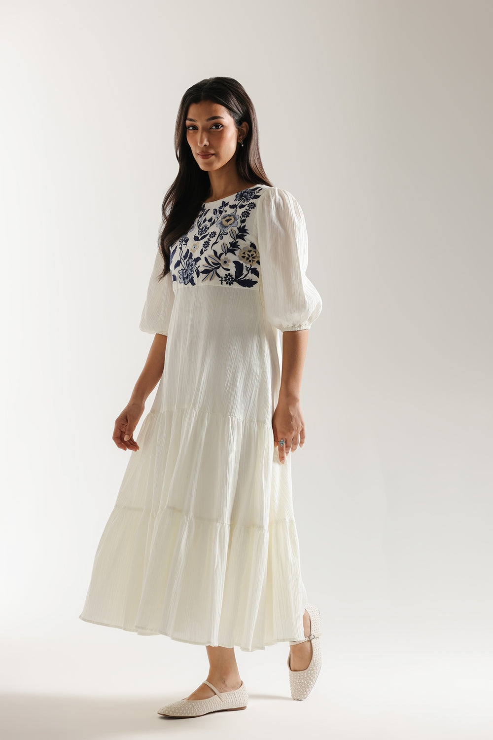 DRESS (E3081/108/003)