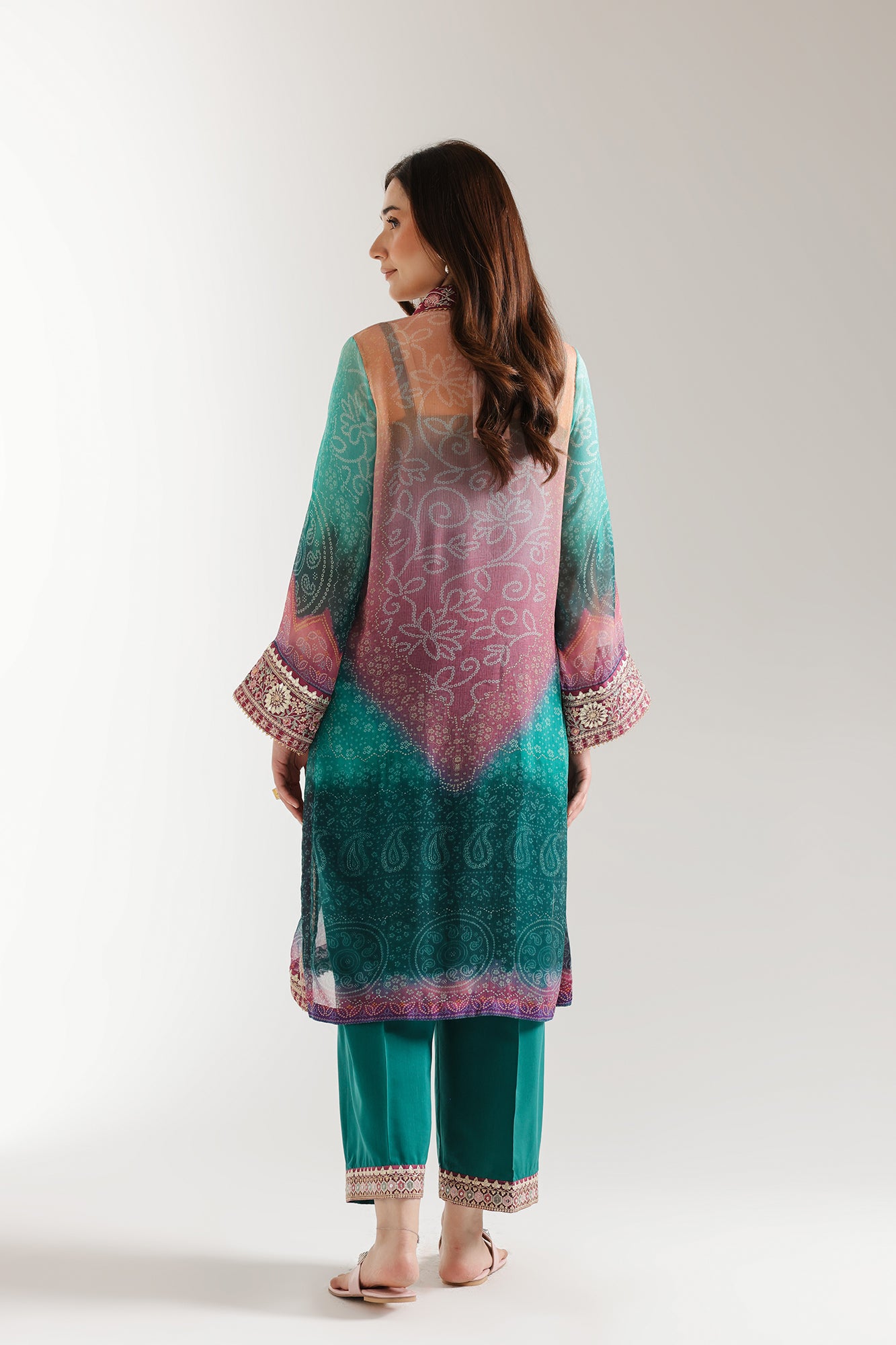 EMBROIDERED SUIT (E3097/103/712)