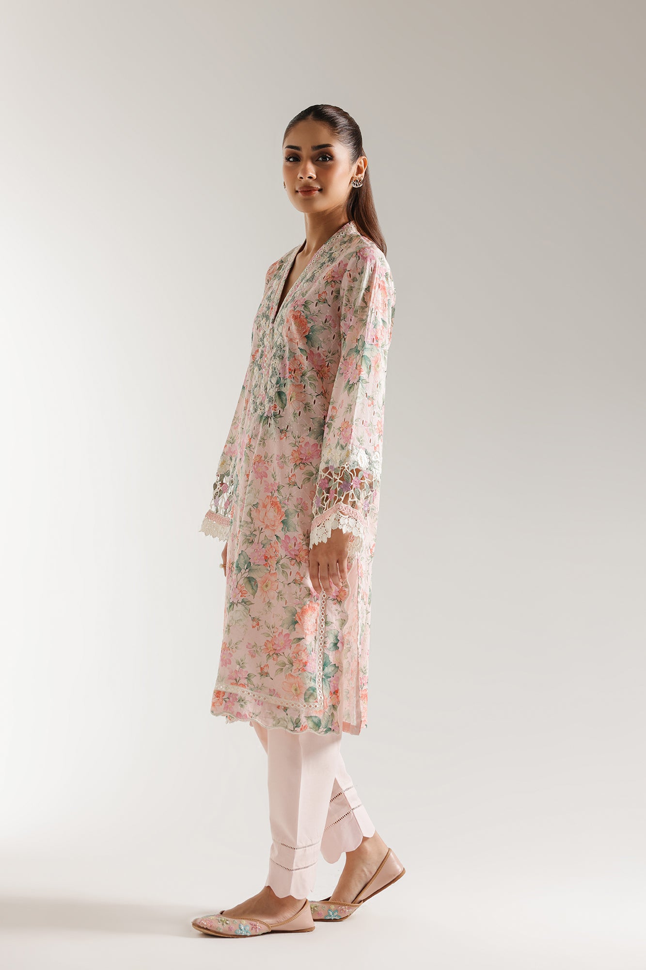 EMBROIDERED SUIT (E3171/103/316)