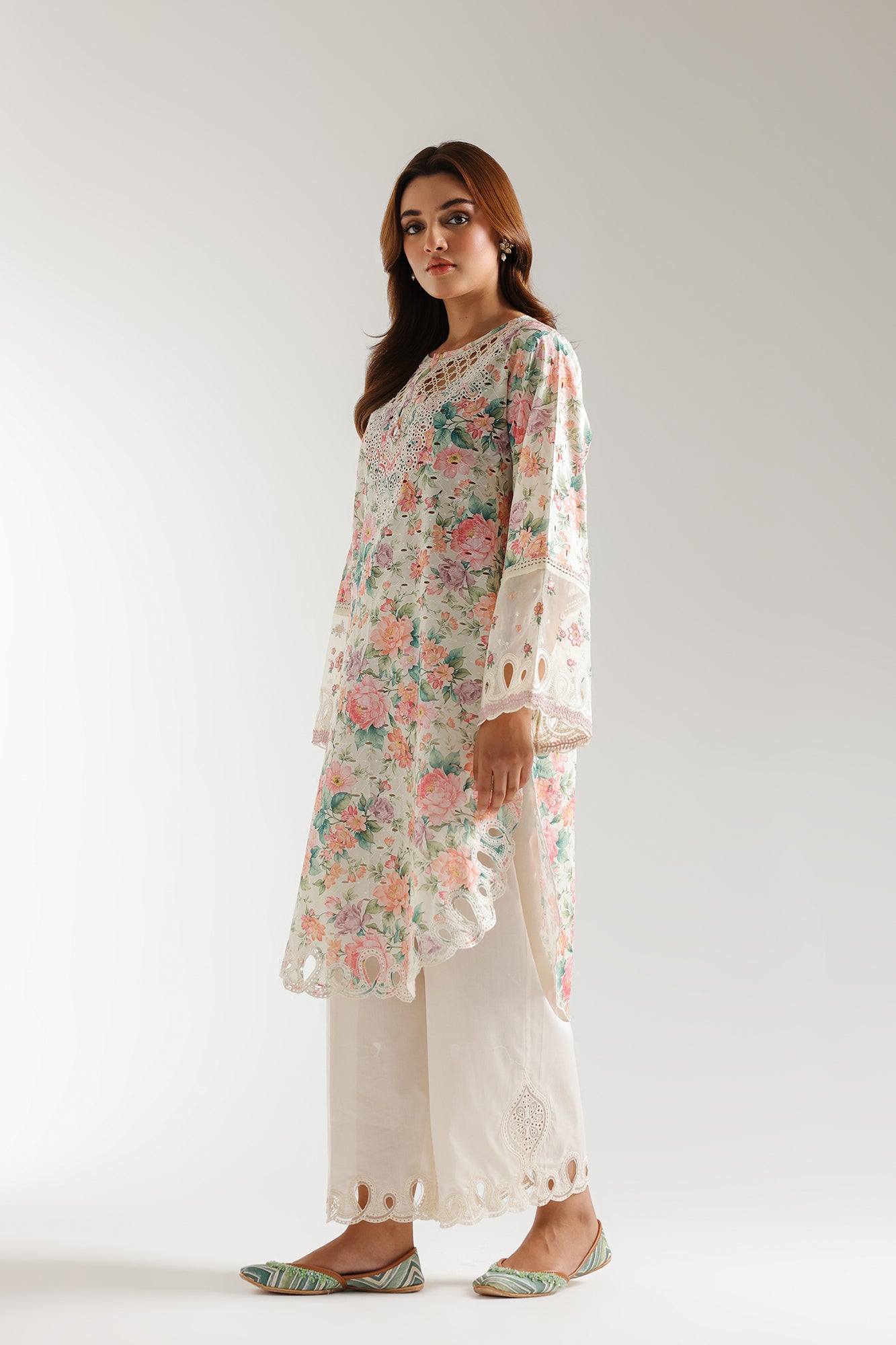 EMBROIDERED SUIT (E3172/103/115)