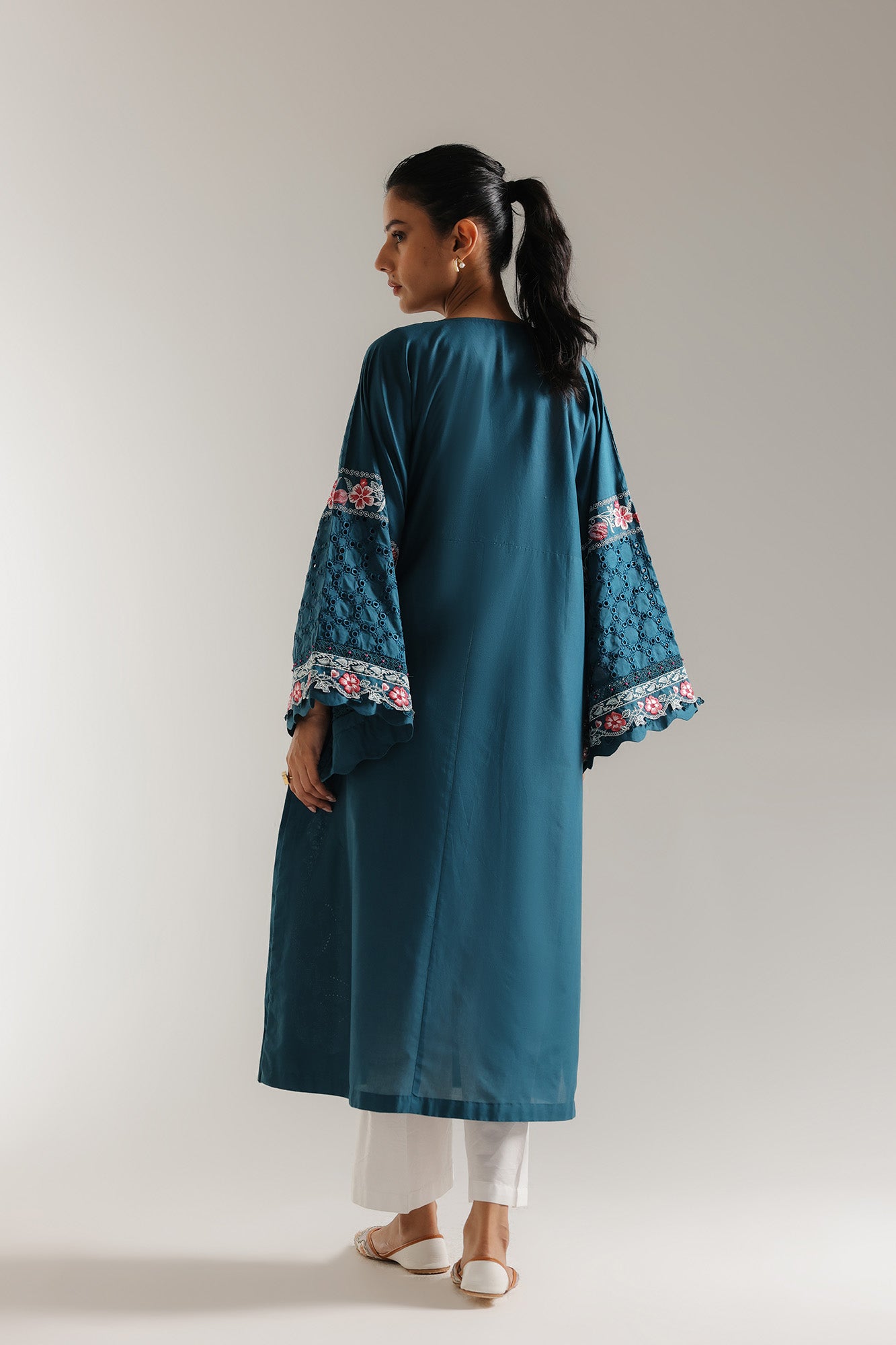 EMBROIDERED SHIRT (E3237/103/602)