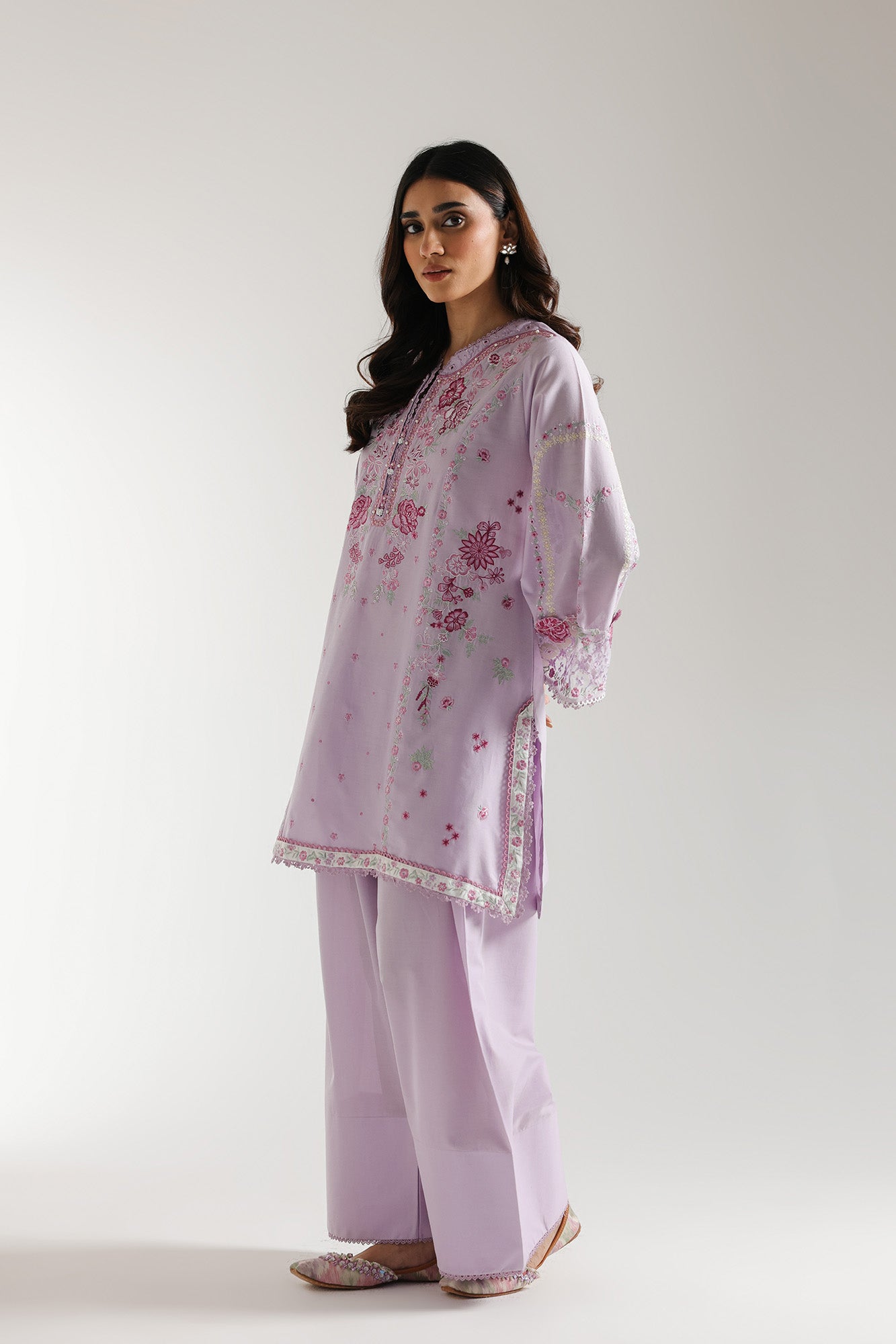 EMBROIDERED SUIT (E3255/103/513)