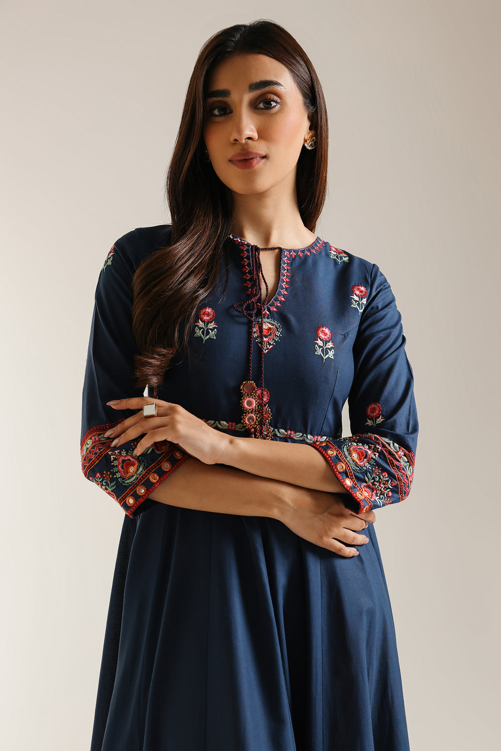 EMBROIDERED PISHWAS (E3260/103/603)