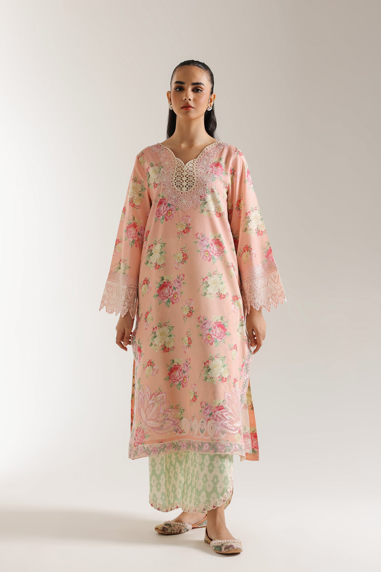 EMBROIDERED SUIT (E3271/103/315)