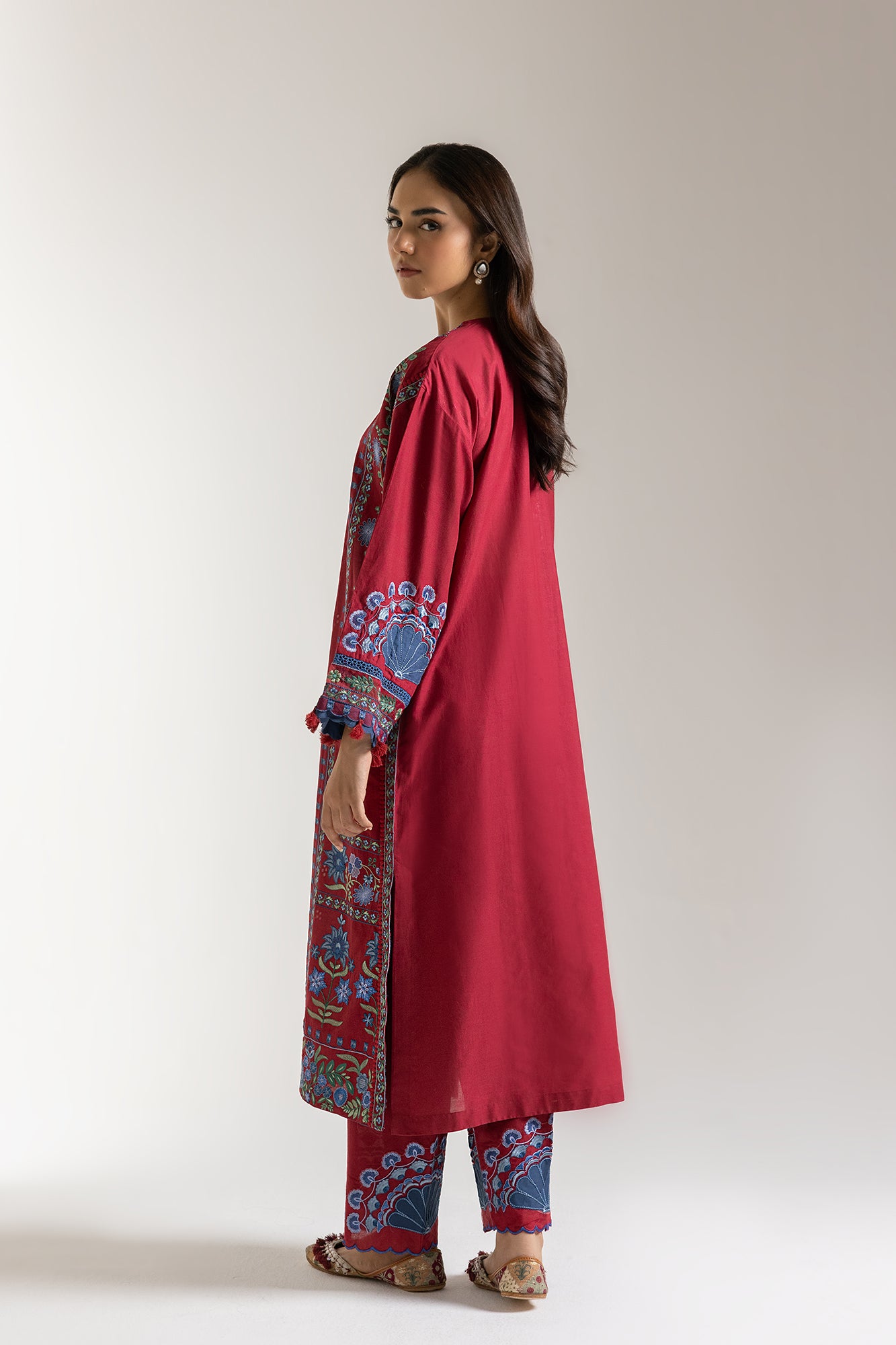 EMBROIDERED SUIT (E3308/103/416)