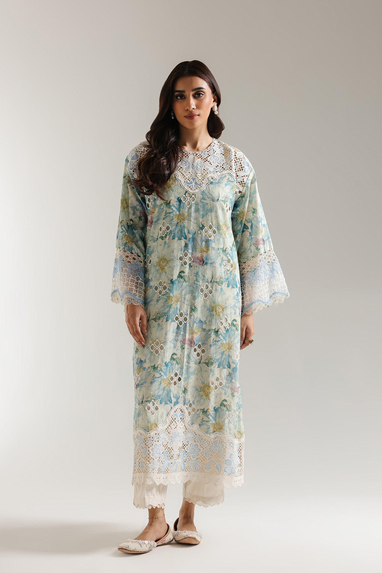 EMBROIDERED SUIT (E3373/103/002)