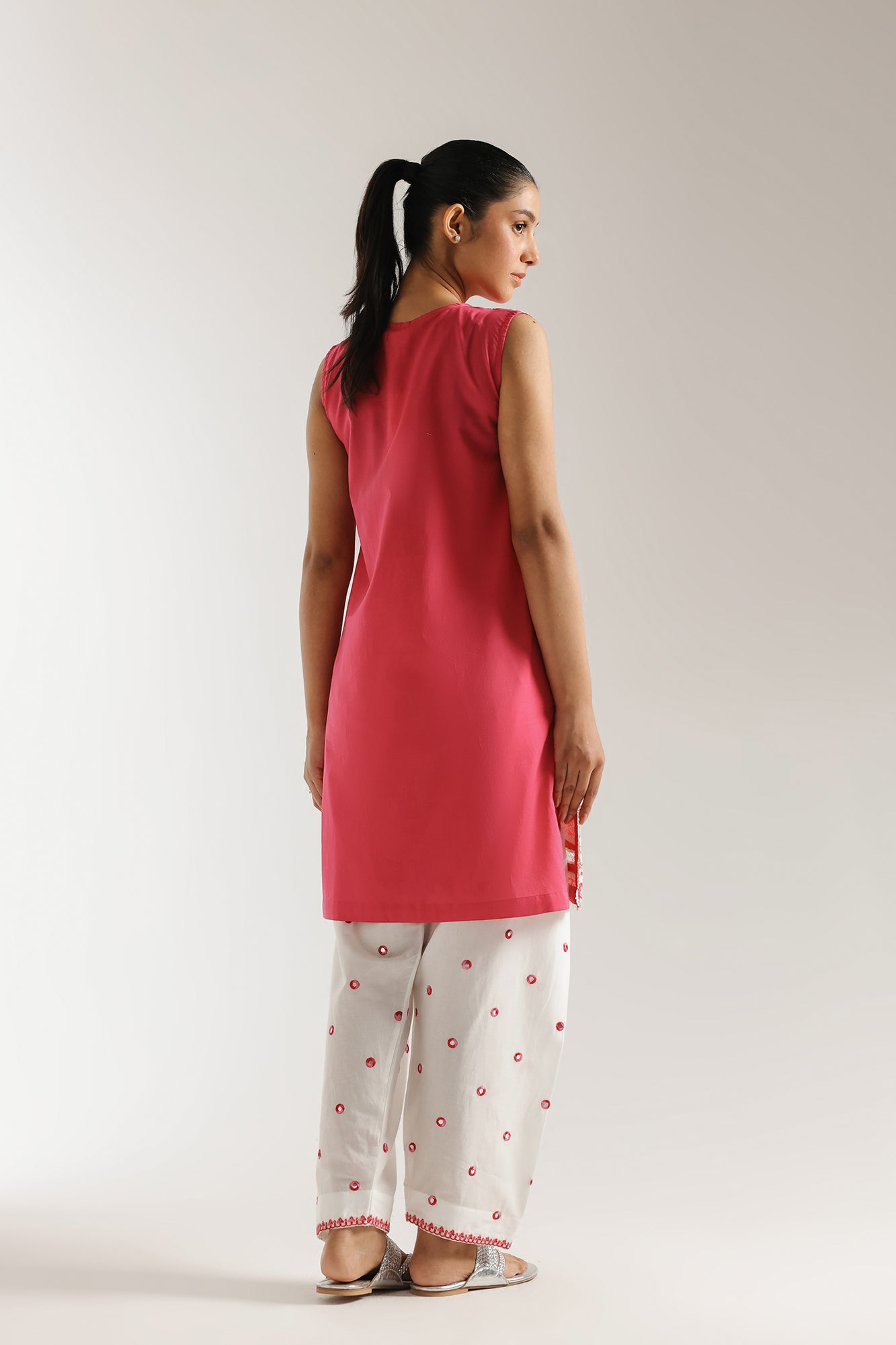 EMBROIDERED SUIT (E3392/103/405)