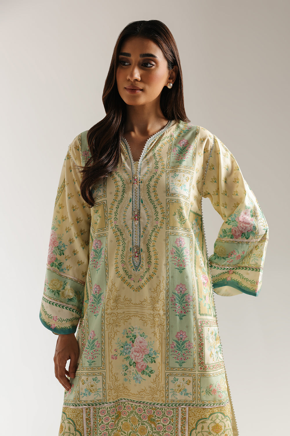 EMBROIDERED SUIT (E3419/103/125)