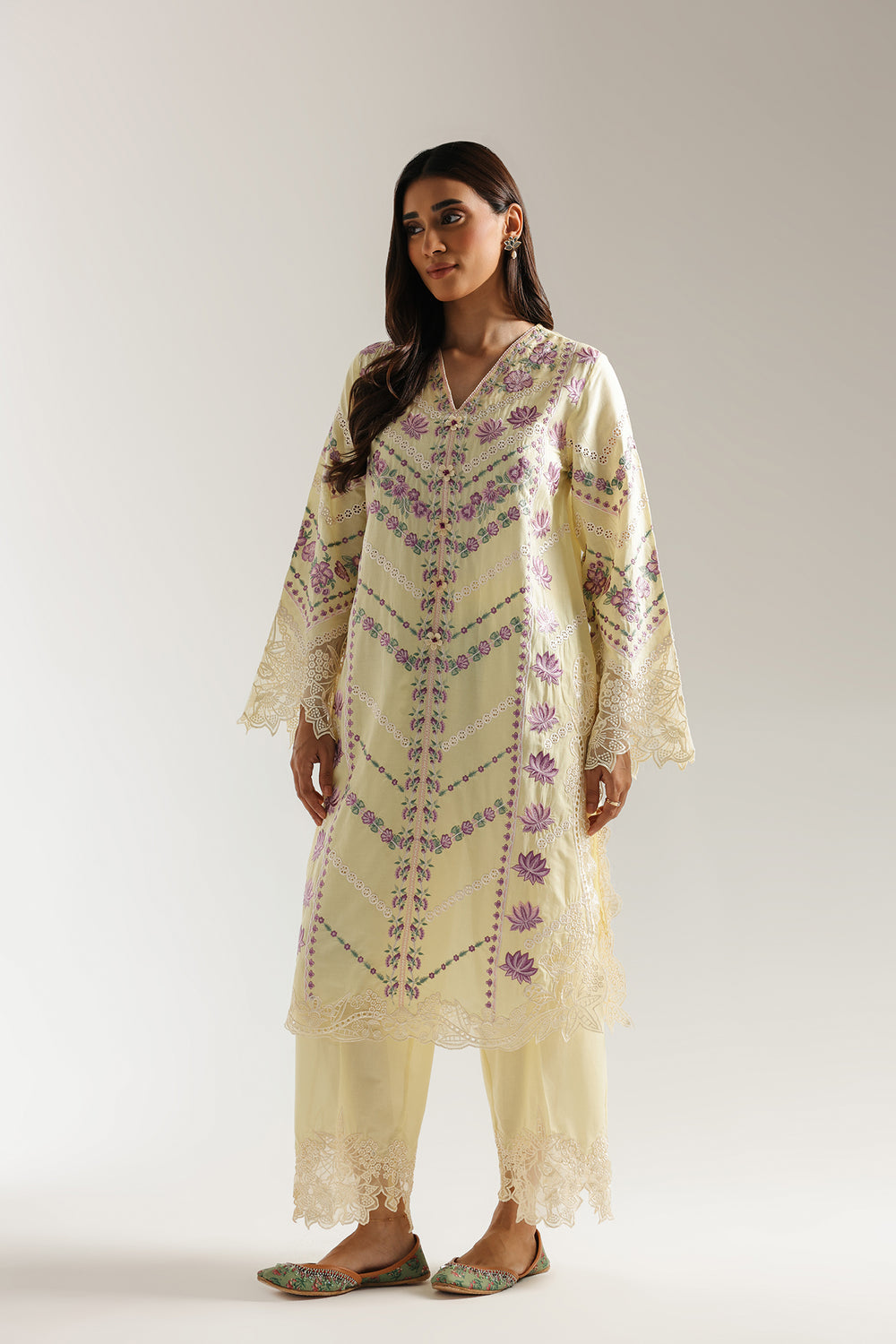 EMBROIDERED SUIT (E3464/103/110)