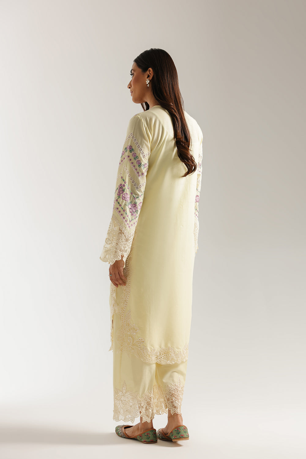 EMBROIDERED SUIT (E3464/103/110)