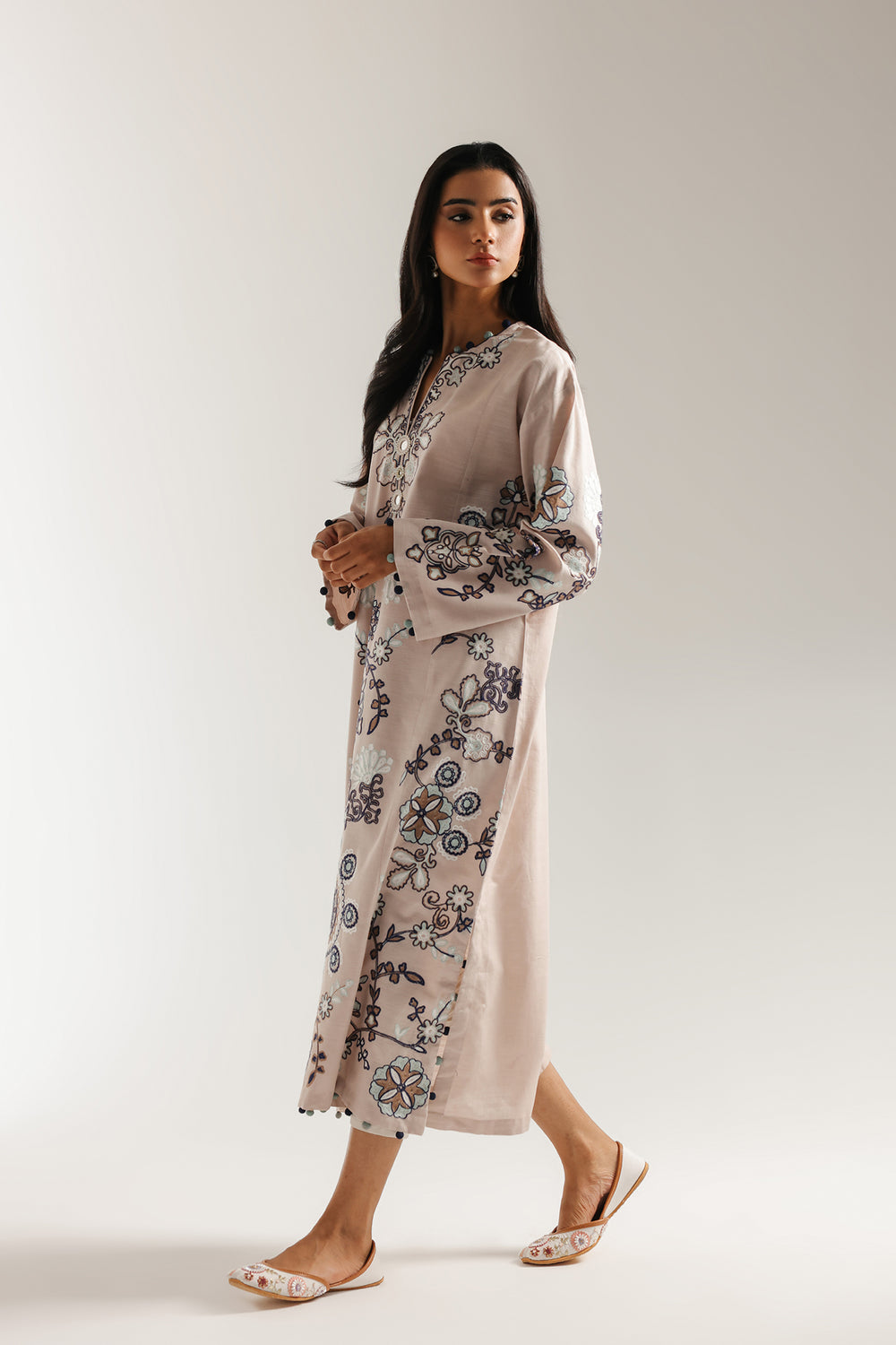 EMBROIDERED DRESS (E3609/103/809)