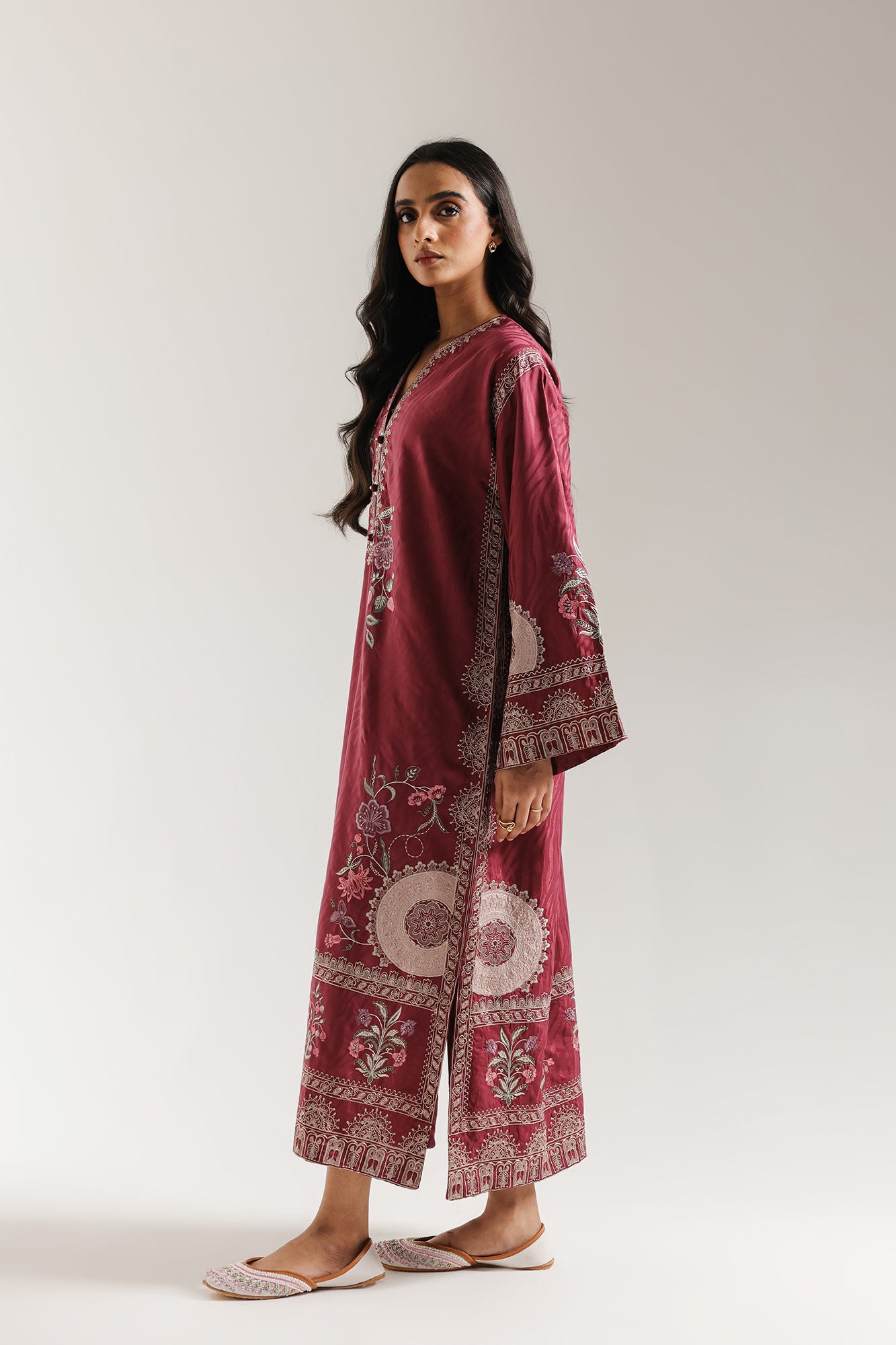 EMBROIDERED DRESS (E3639/103/403)