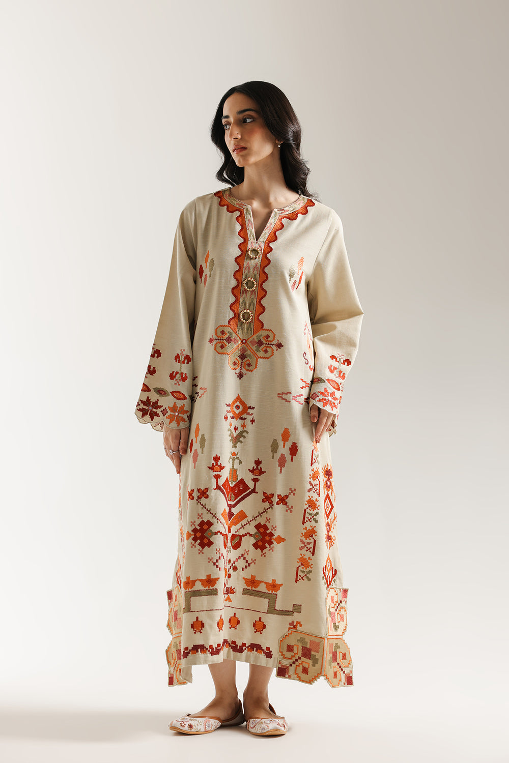 EMBROIDERED KAFTAN (E3716/103/130)