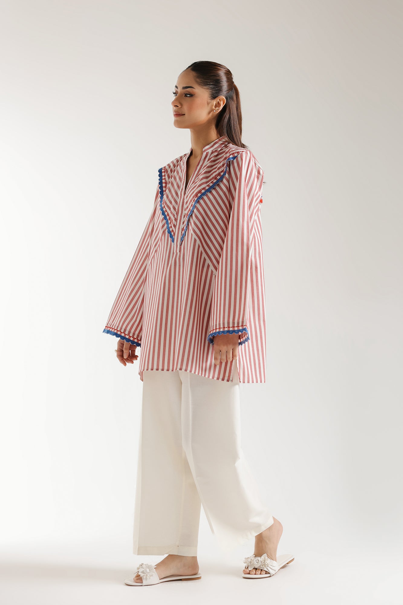 EMBROIDERED SHIRT (E5873/102/401)