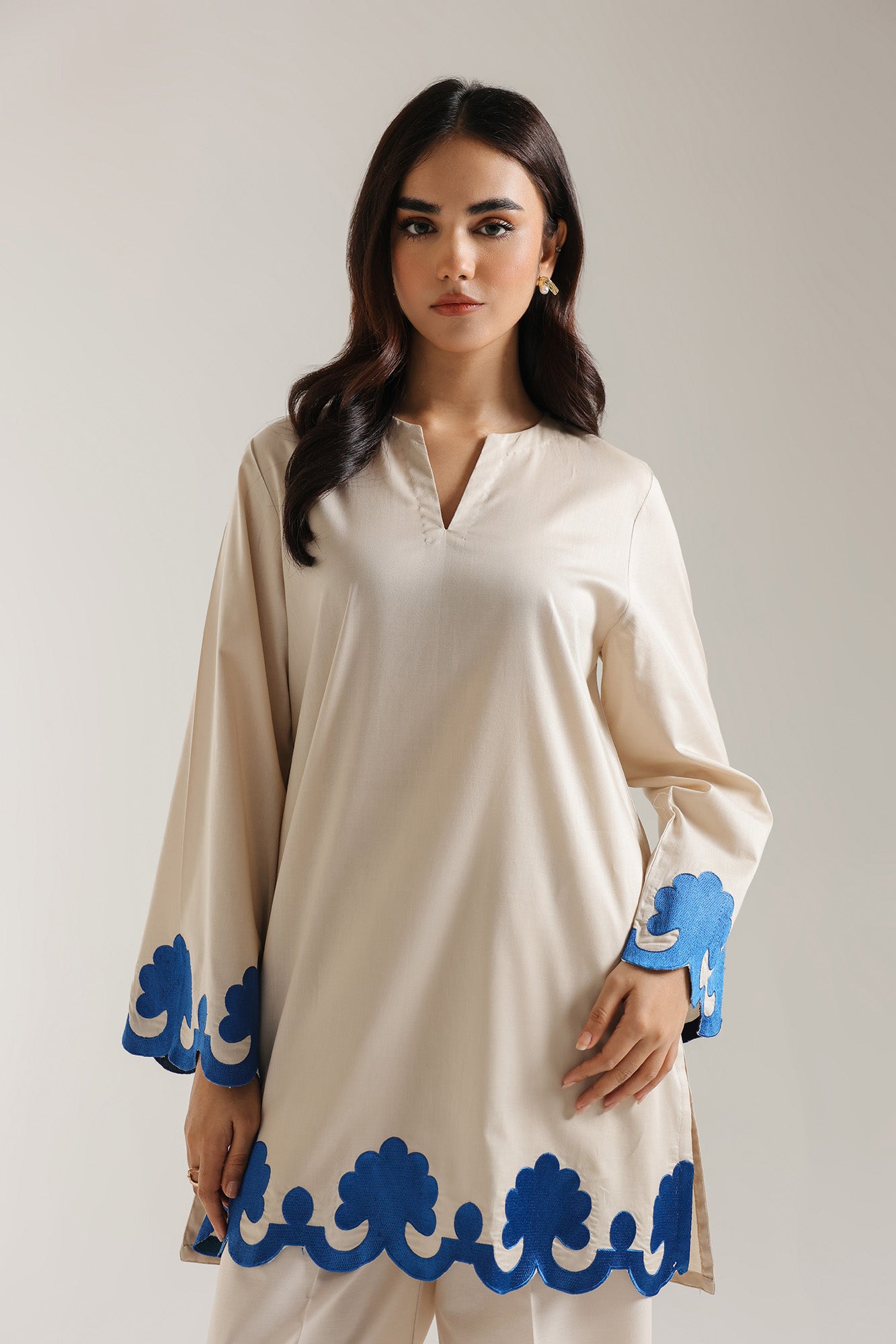 EMBROIDERED SHIRT (E5877/102/006)