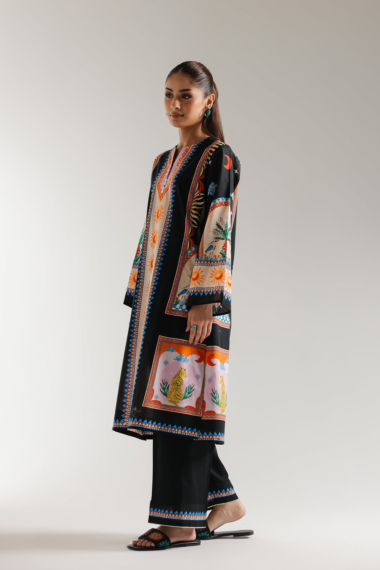 PRINTED SUIT (E6057/102/902)