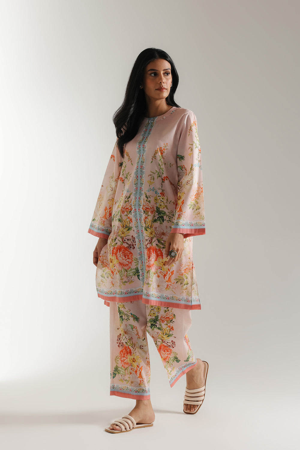 PRINTED SUIT (E6137/102/329)