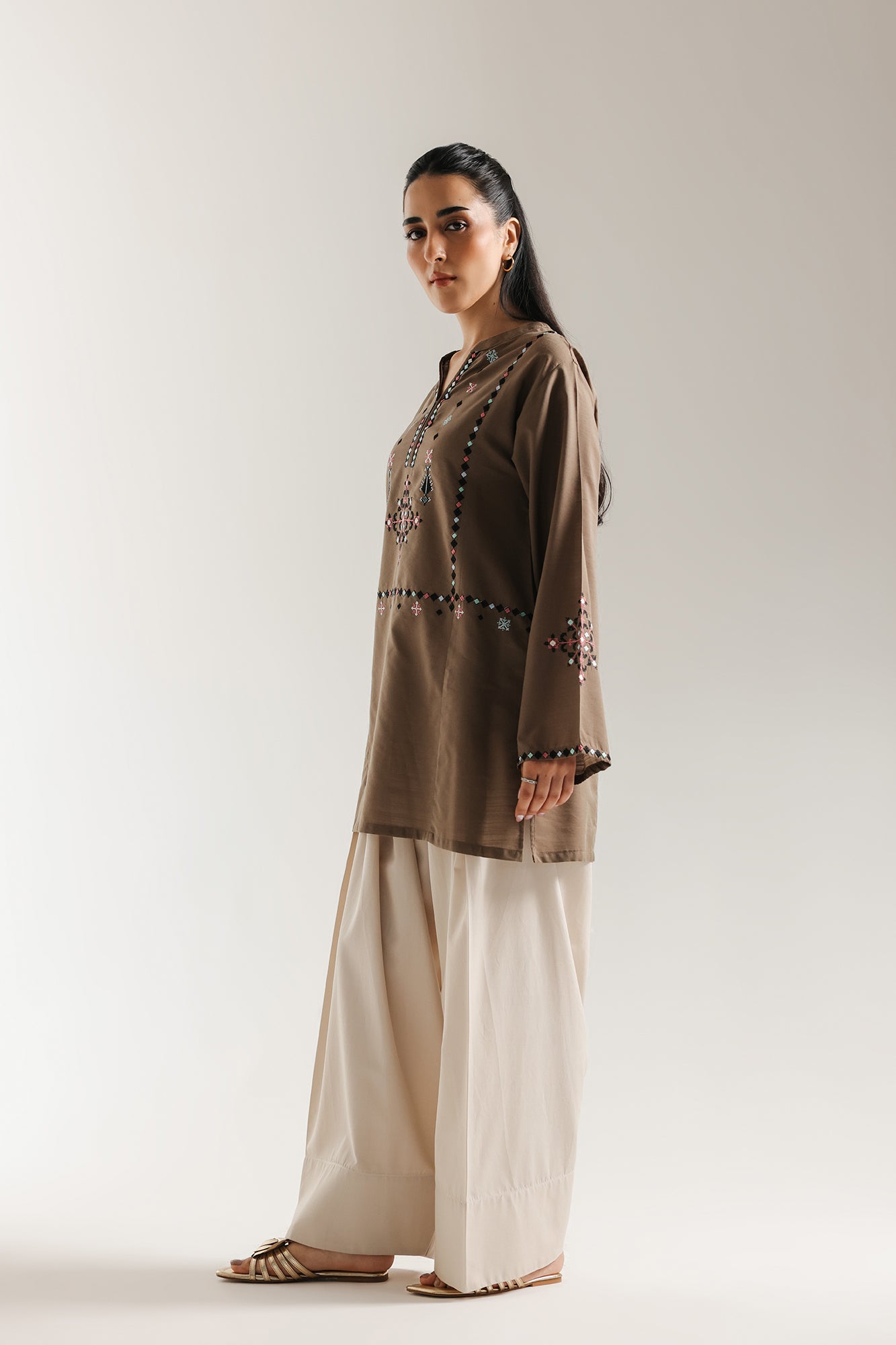EMBROIDERED KURTI (E6656/102/119)