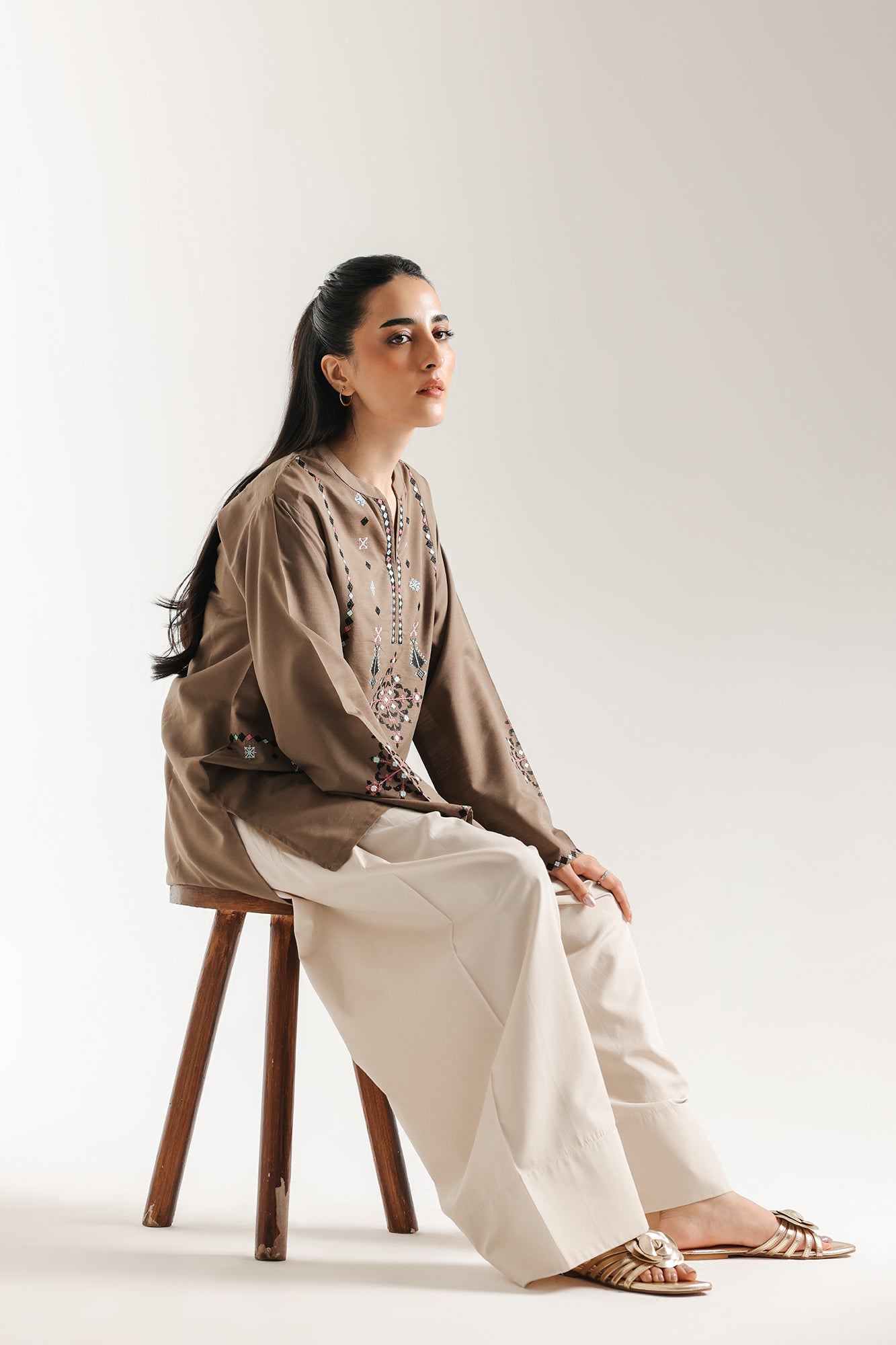 EMBROIDERED KURTI (E6656/102/119)