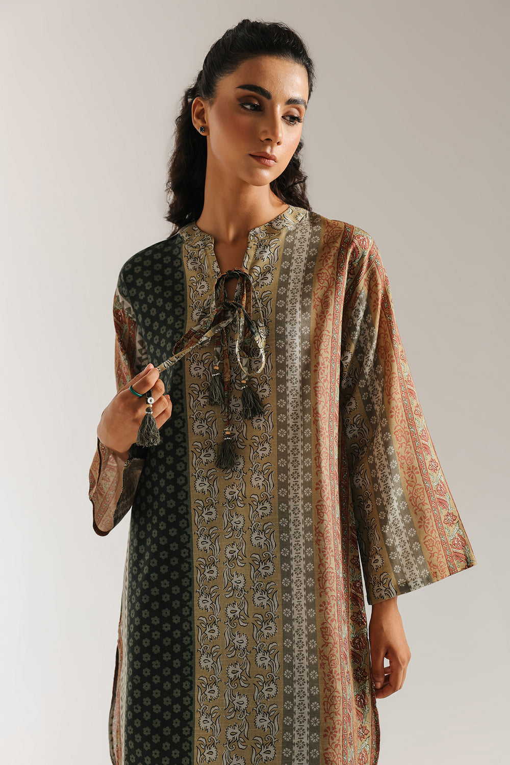PRINTED SUIT (E6704/102/108)