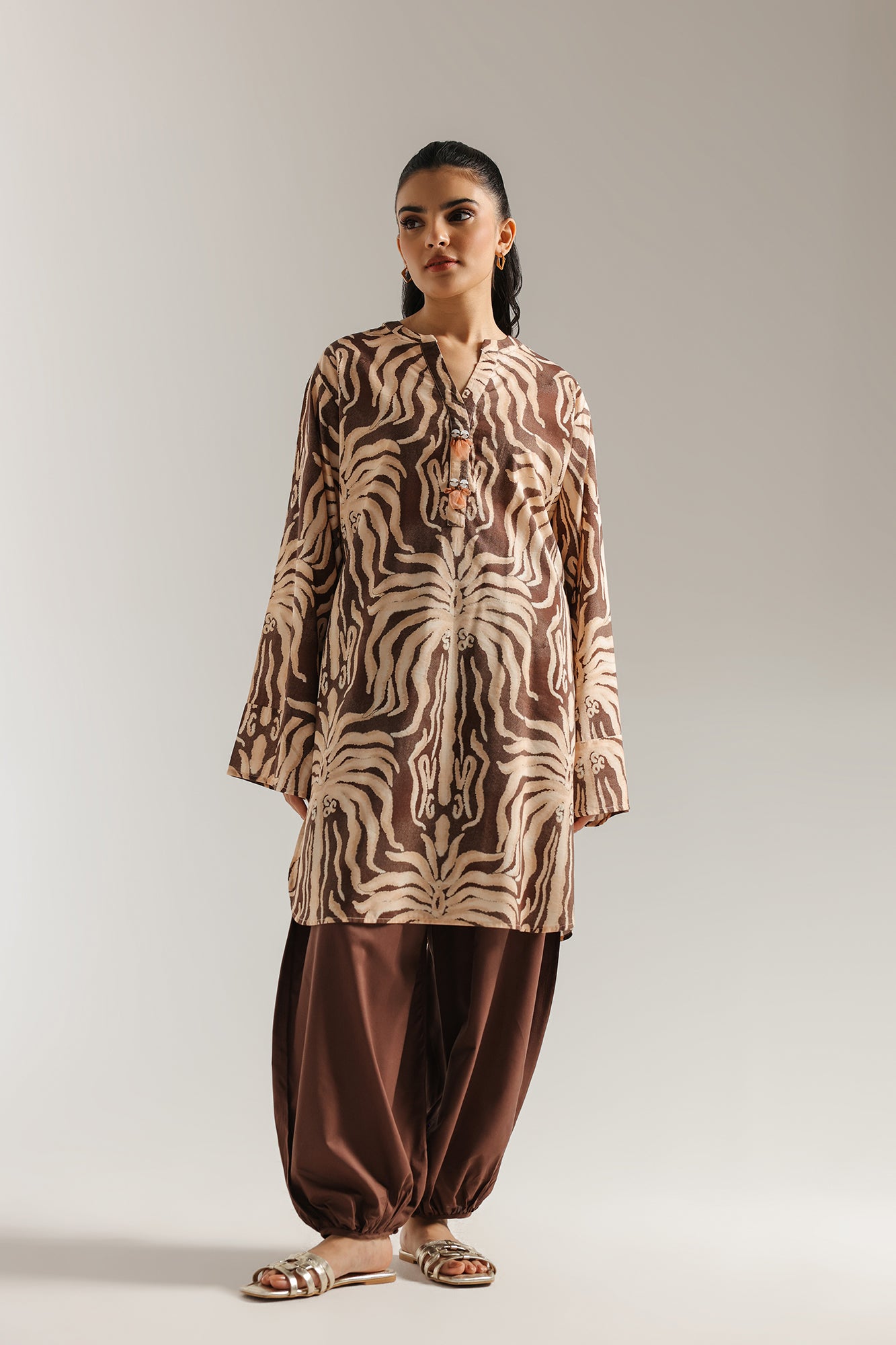 PRINTED SUIT (E6726/102/801)