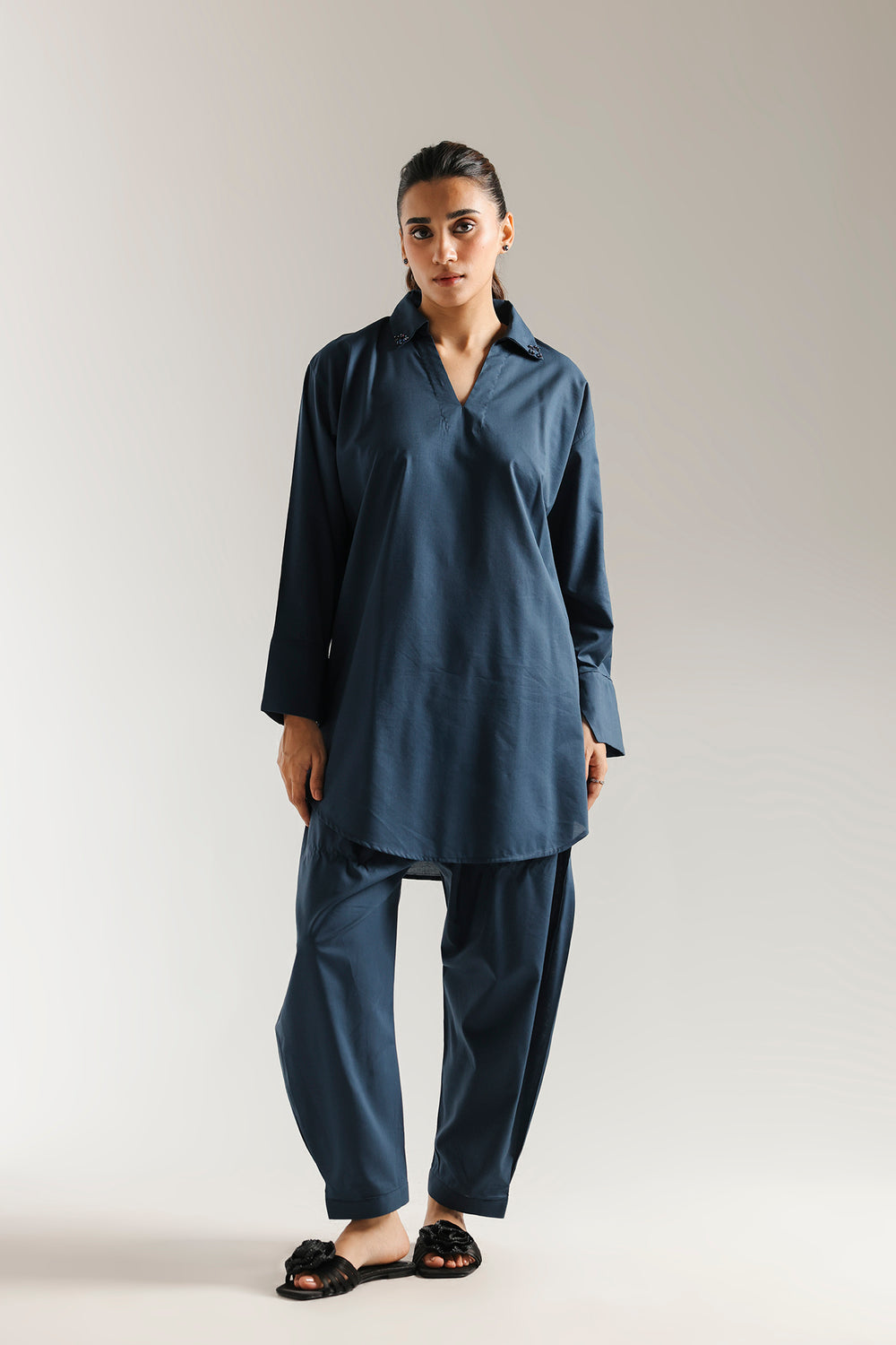 SOLID SUIT (E6733/102/619)