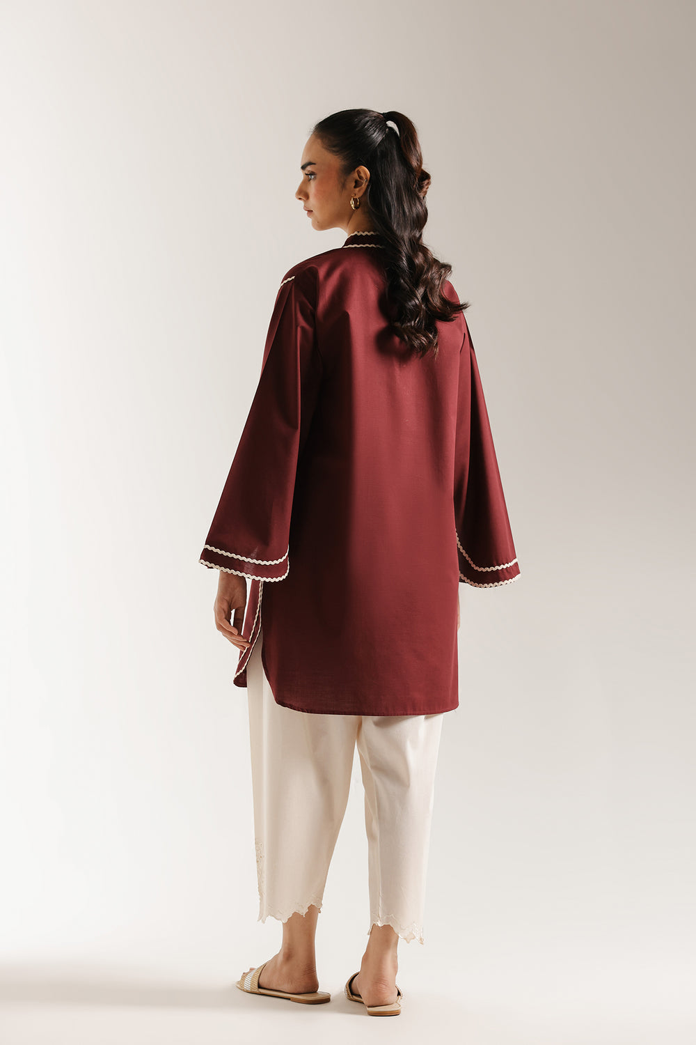 EMBROIDERED SHIRT (E6964/102/414)