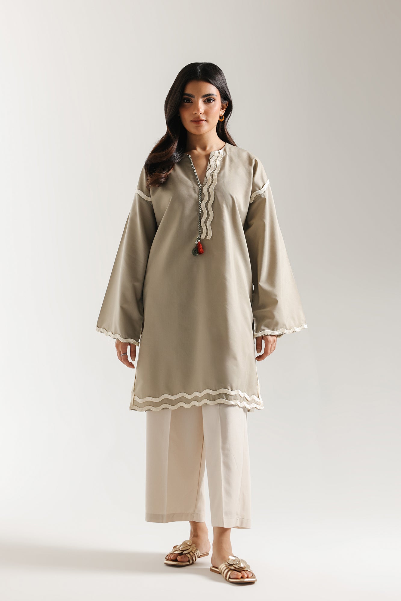 EMBROIDERED SHIRT (E6965/102/720)