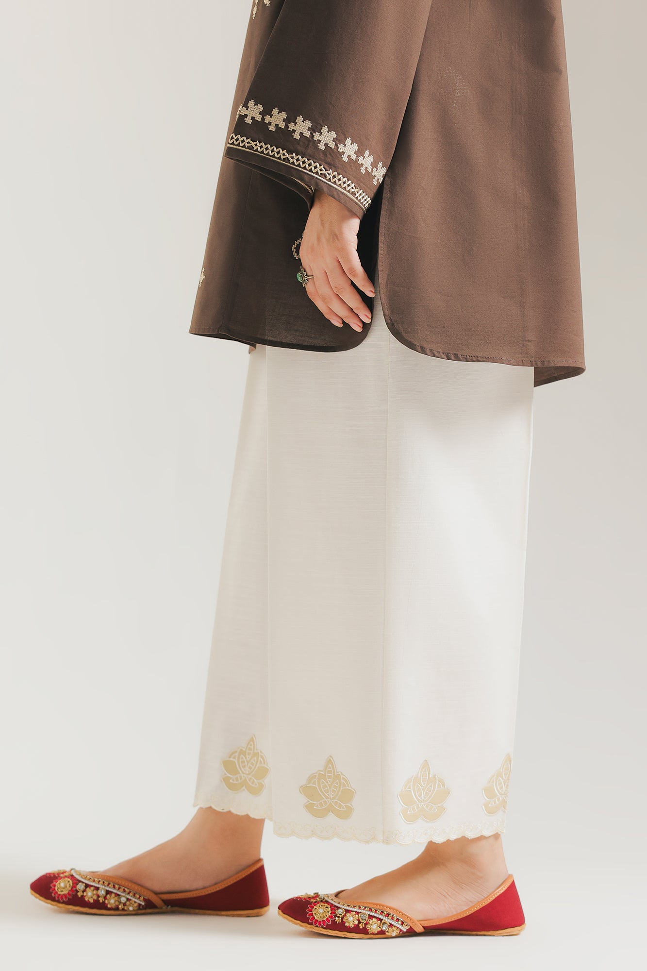 TROUSER (E7058/102/001)