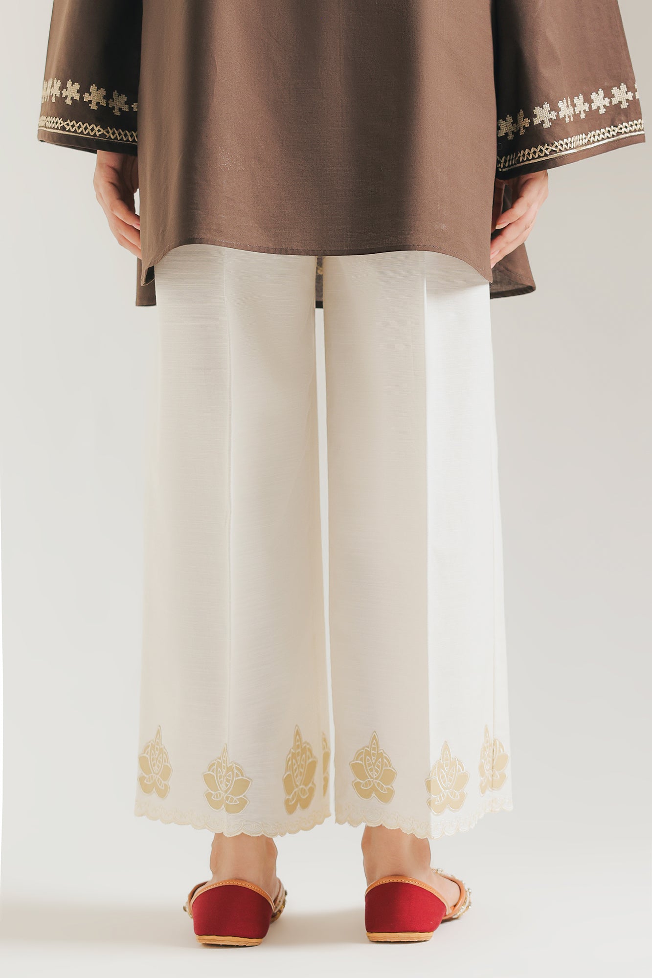 TROUSER (E7058/102/001)