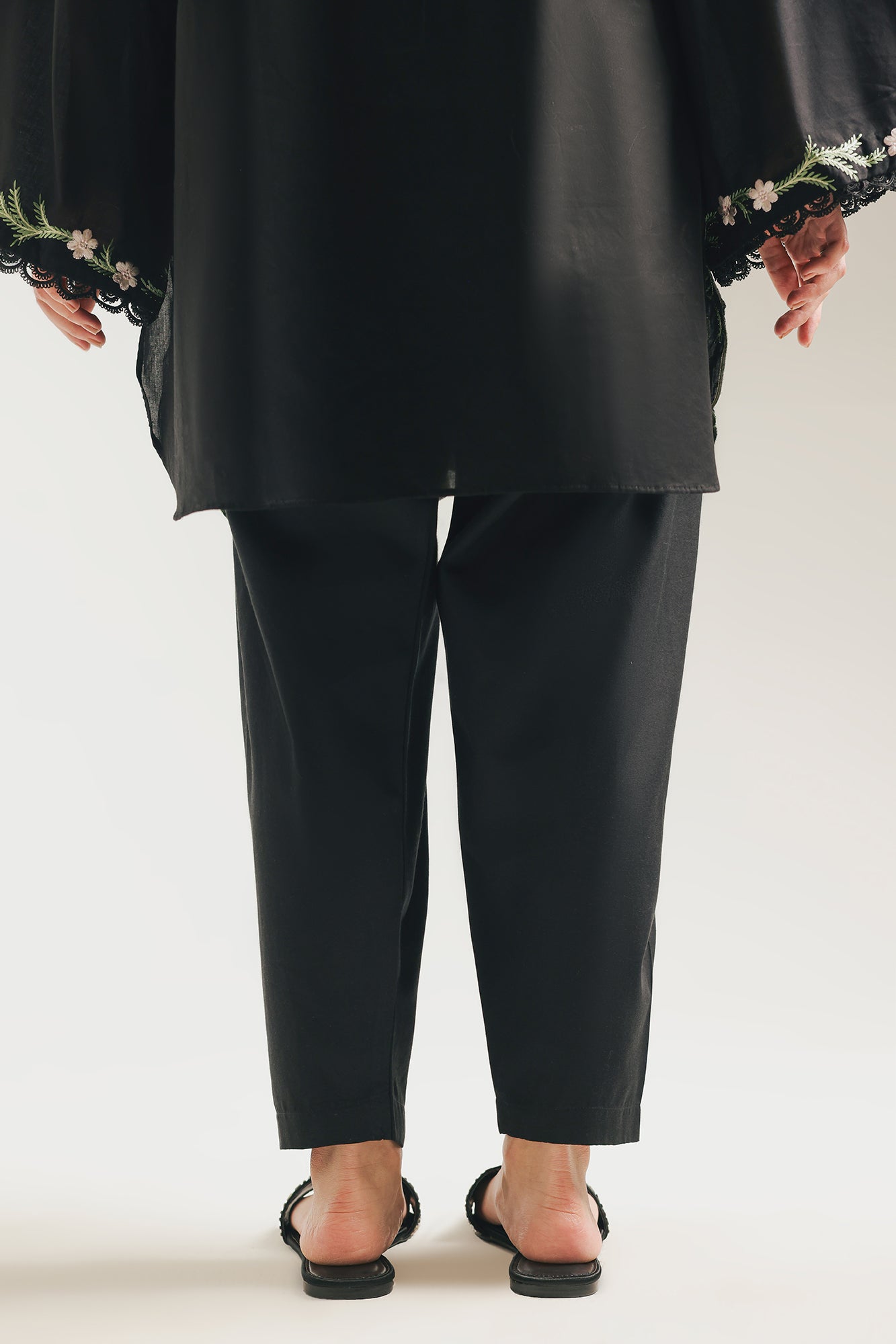 SHALWAR (E7142/102/902)