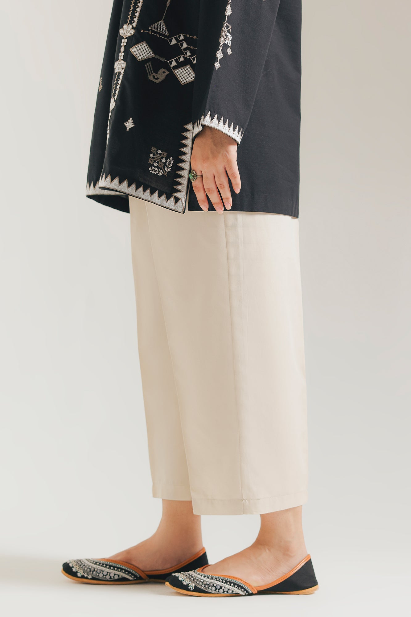 TROUSER (E7143/102/004)