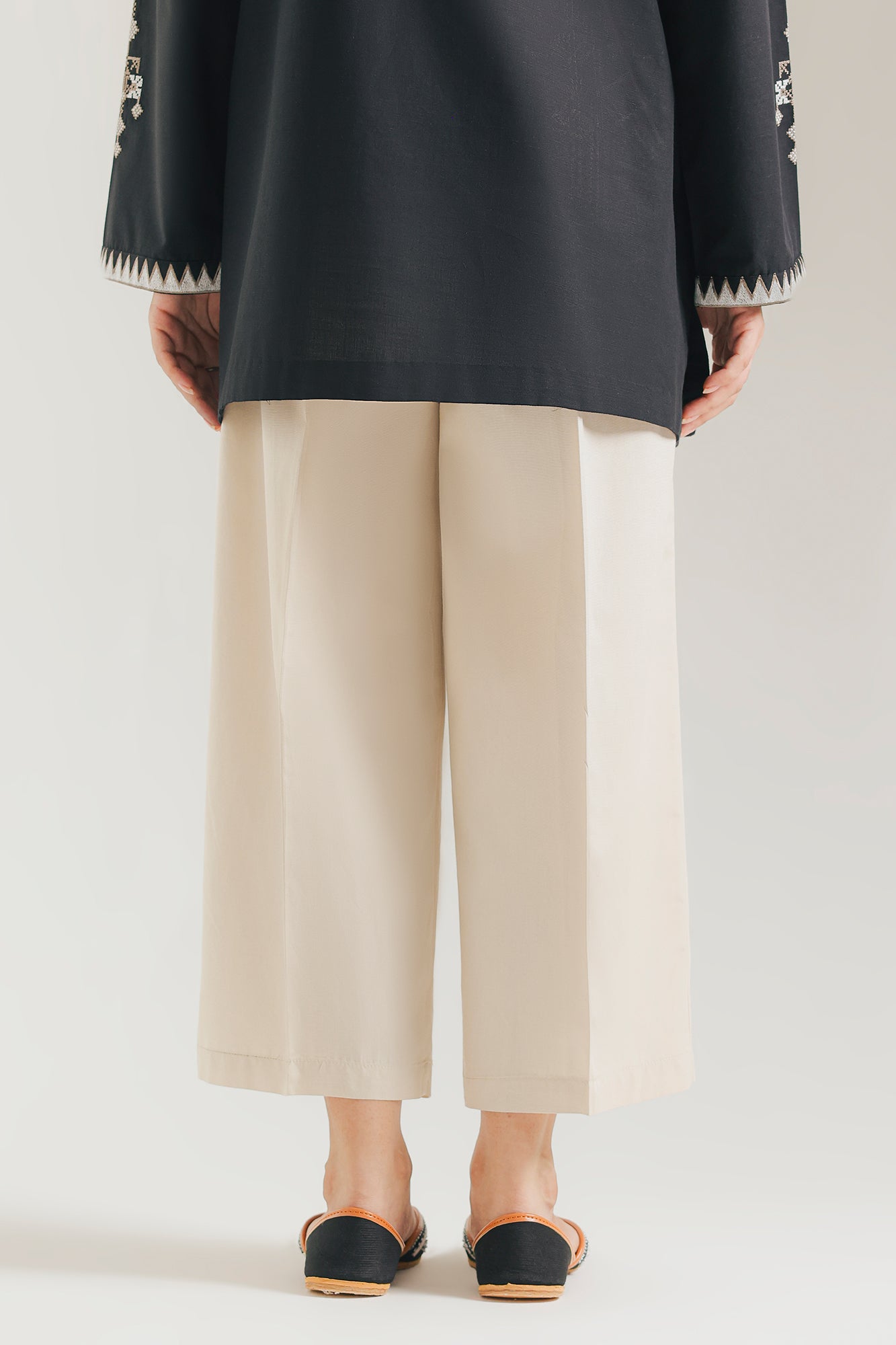 TROUSER (E7143/102/004)