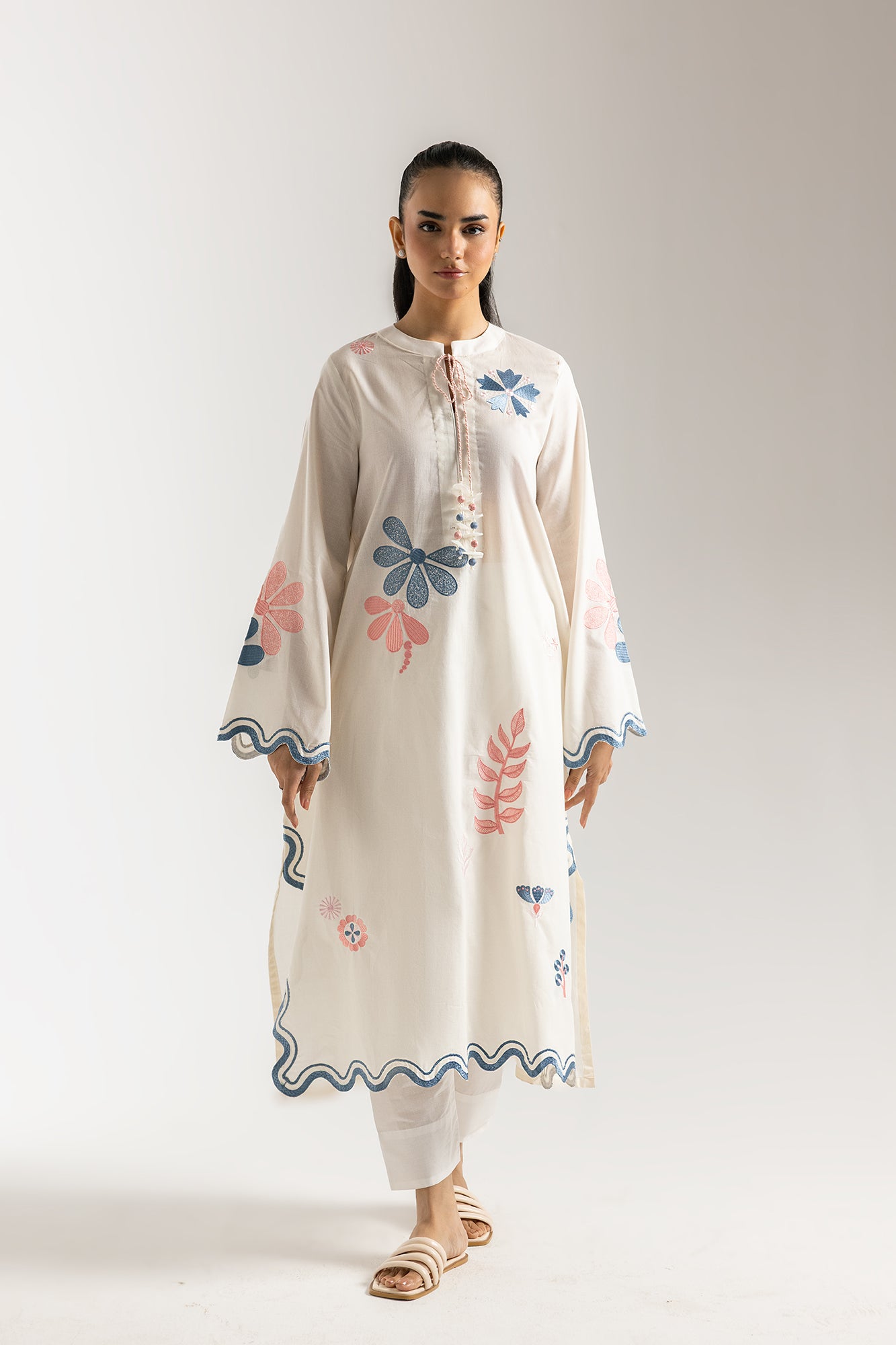 EMBROIDERED SHIRT (E7151/102/003)