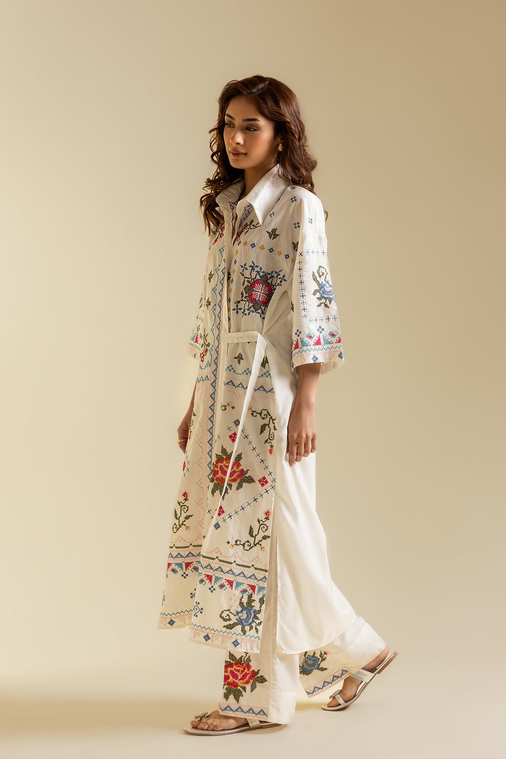 EMBROIDERED SUIT (S1E0461/119/001)