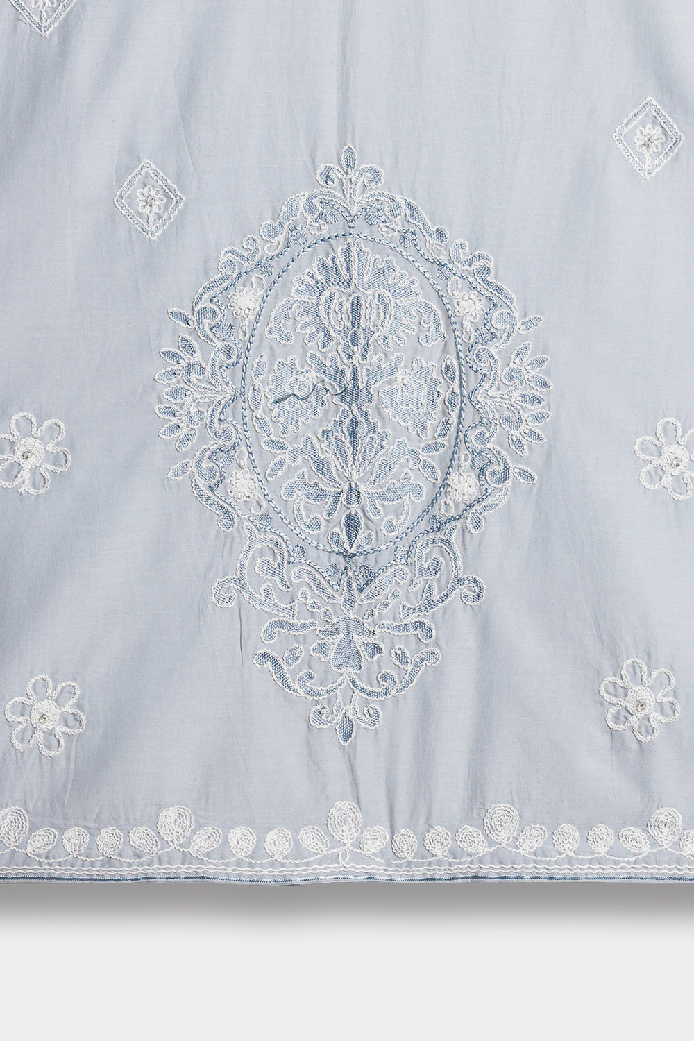 EMBROIDERED TOP (S2E0427/119/635)