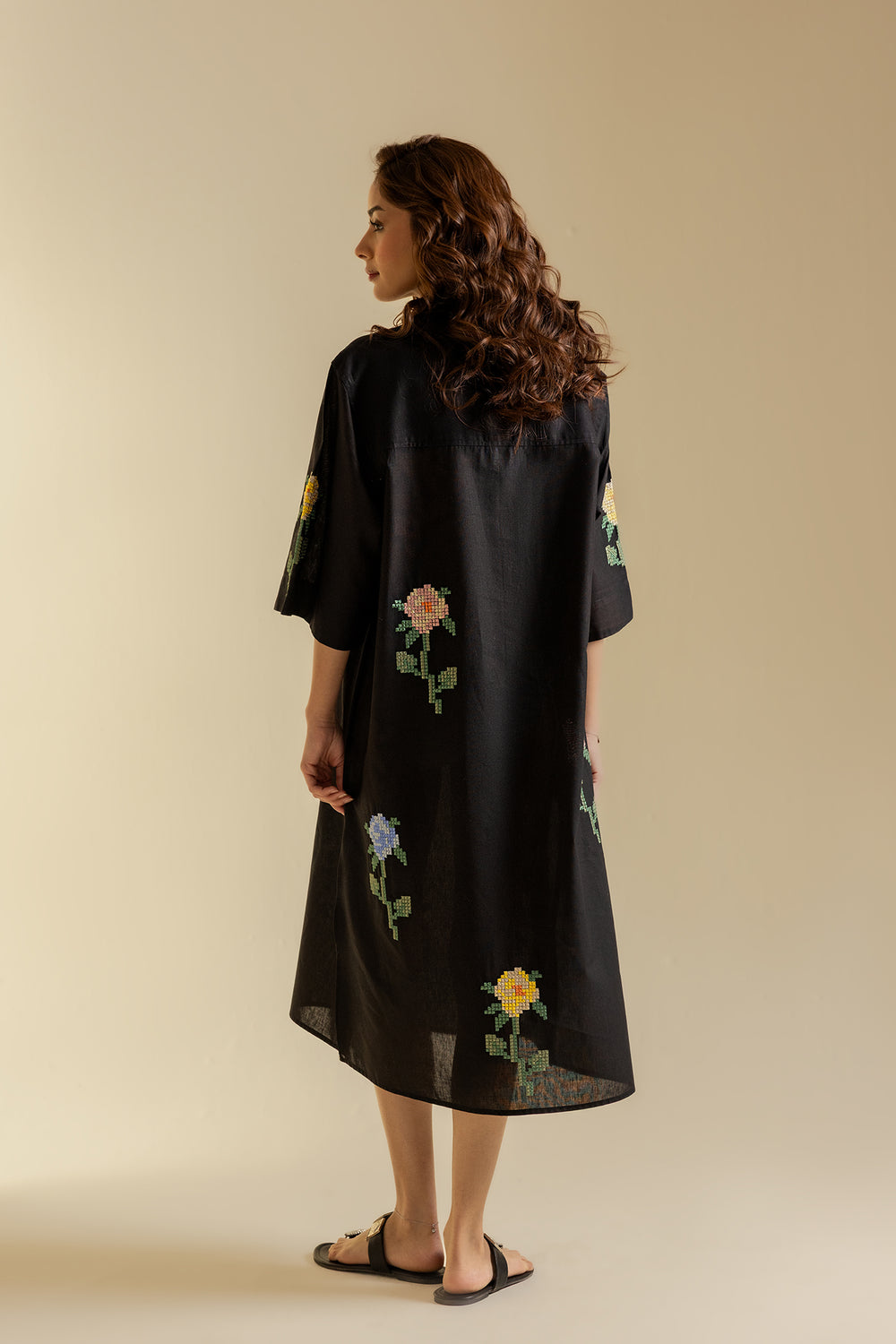 EMBROIDERED DRESS (S2E0439/119/902)