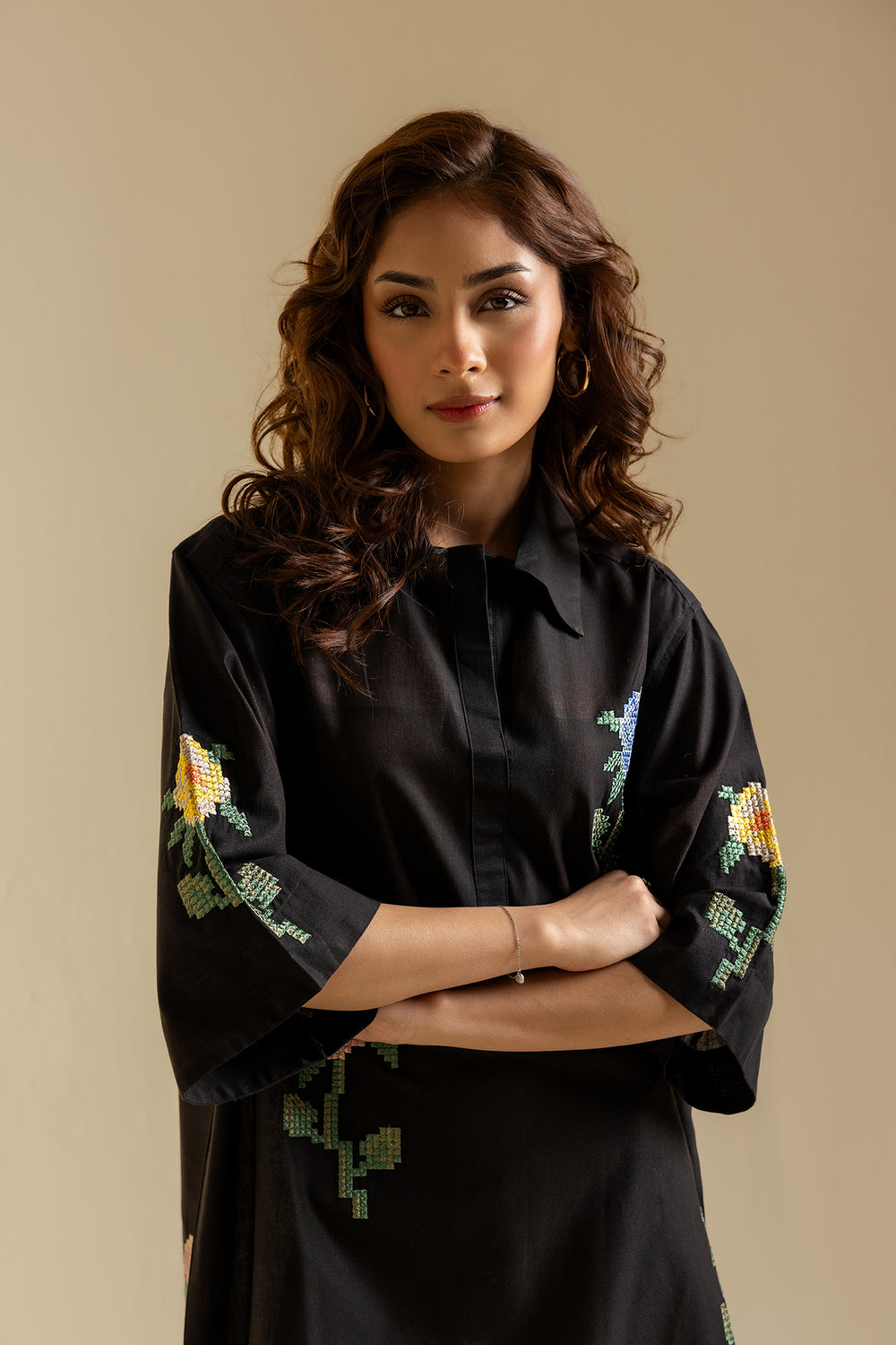 EMBROIDERED DRESS (S2E0439/119/902)