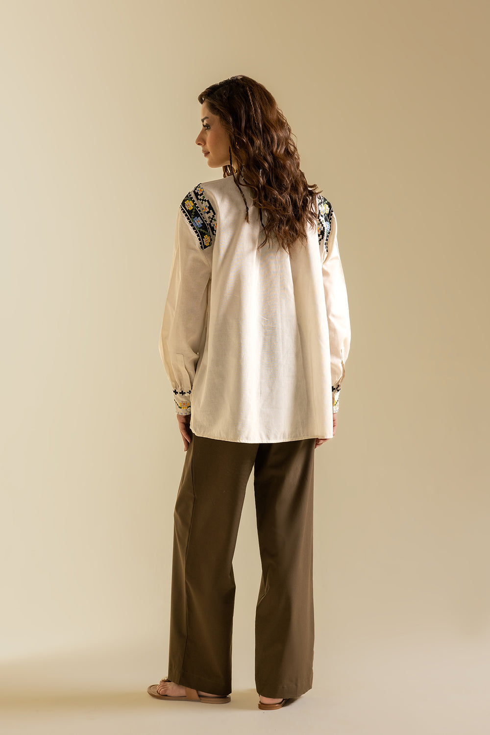 TOP (S2E0484/119/002)