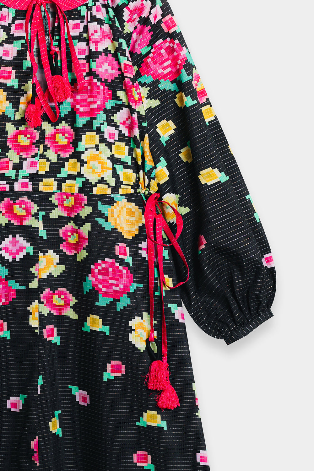 DRESS (S2E0498/119/902)