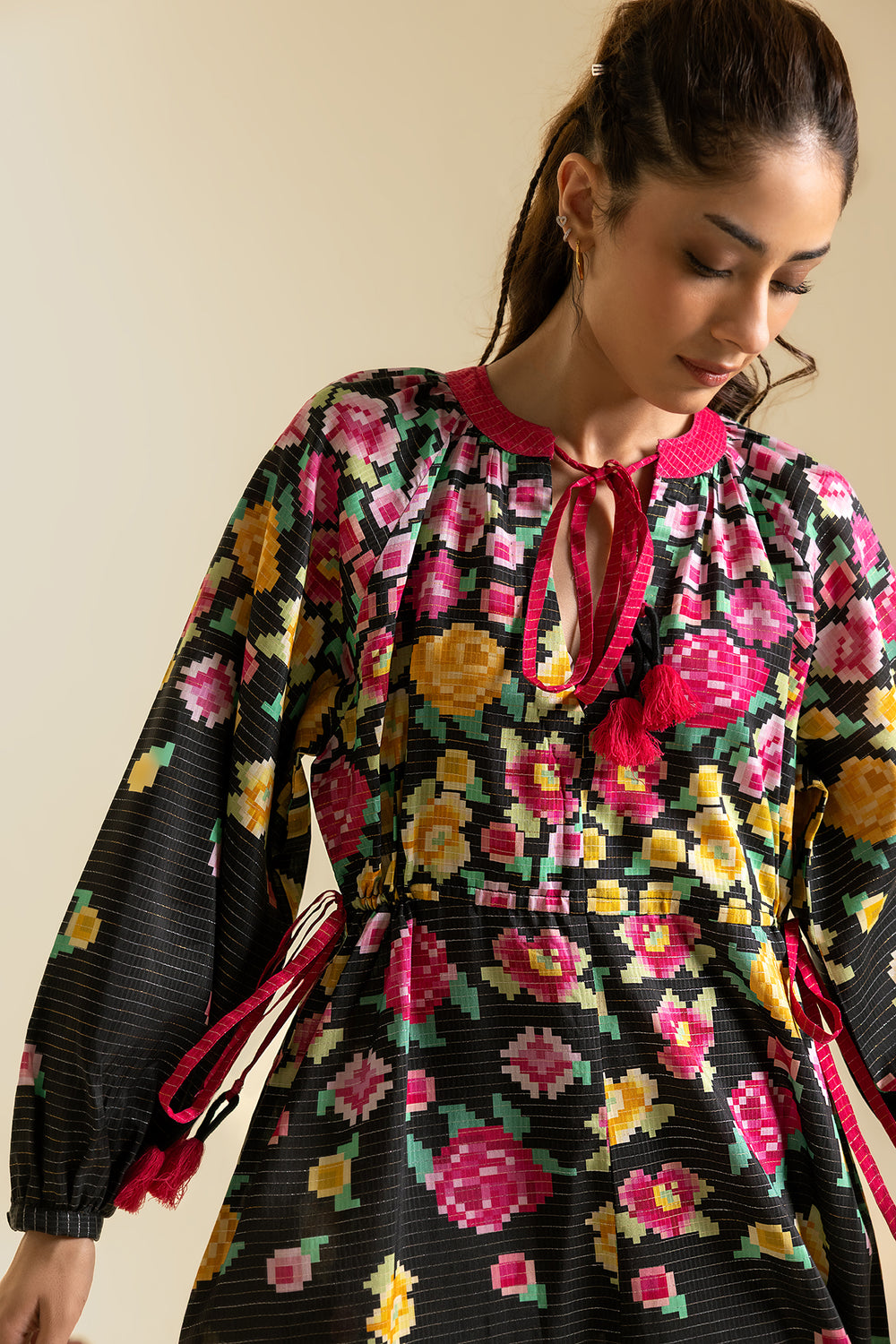 DRESS (S2E0498/119/902)