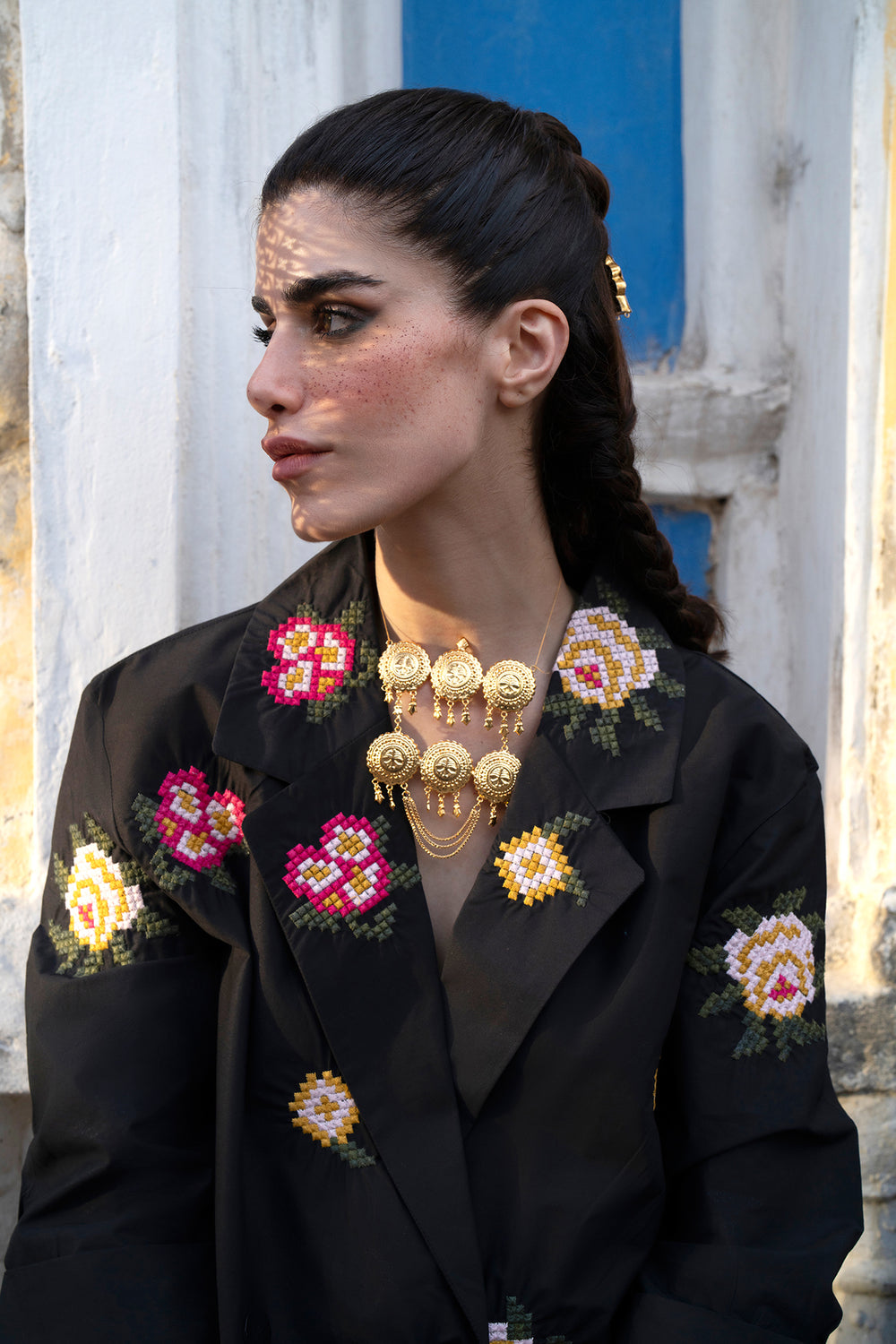 EMBROIDERED SUIT (S2E0499/119/902)