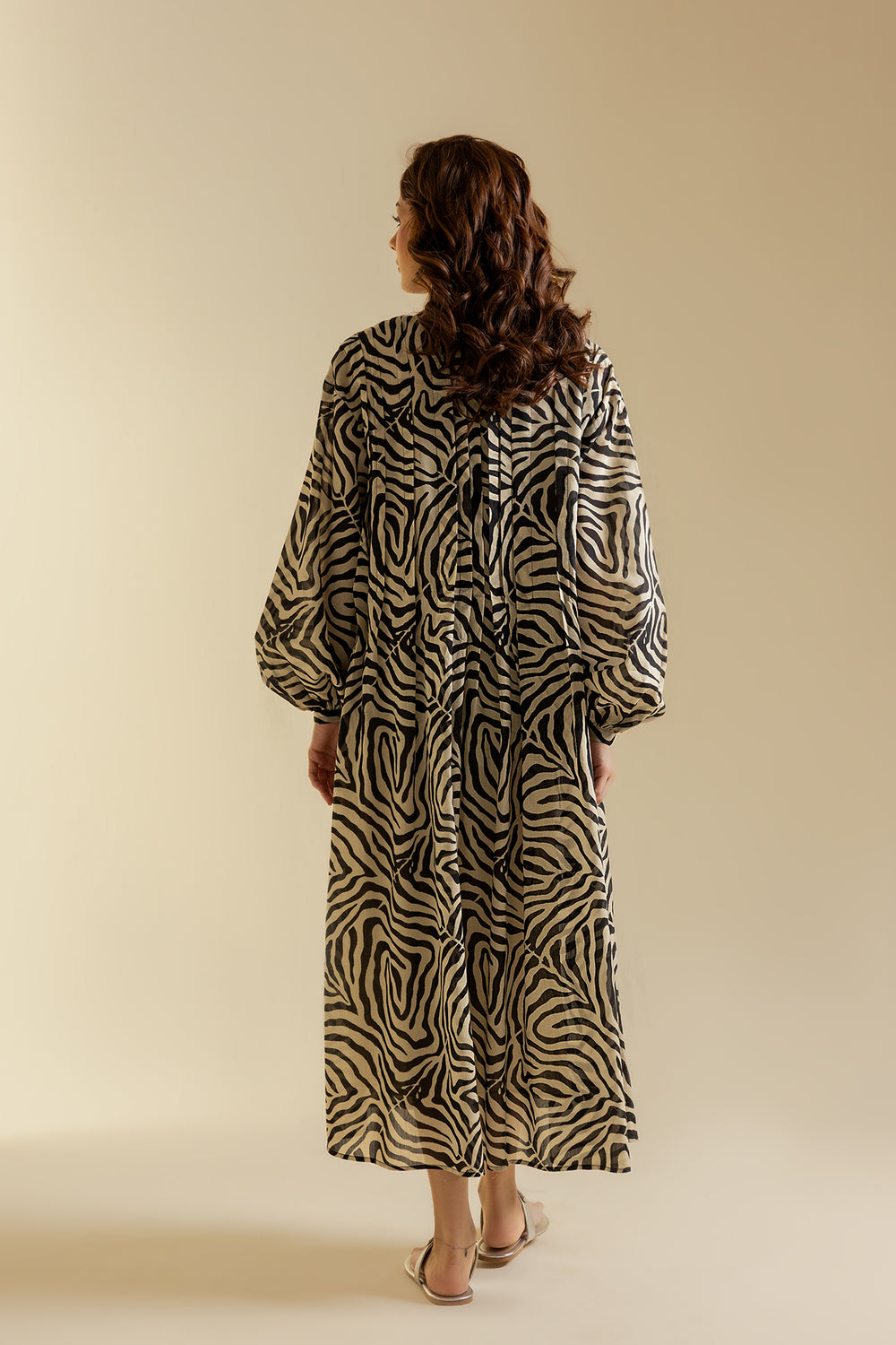 DRESS (S2E0535/119/901)