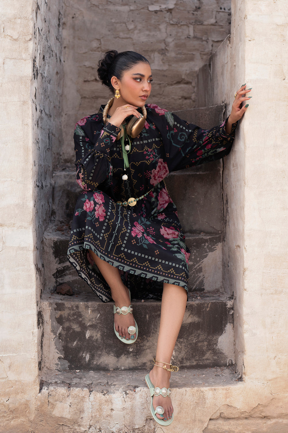 DRESS (S2E0536/119/901)