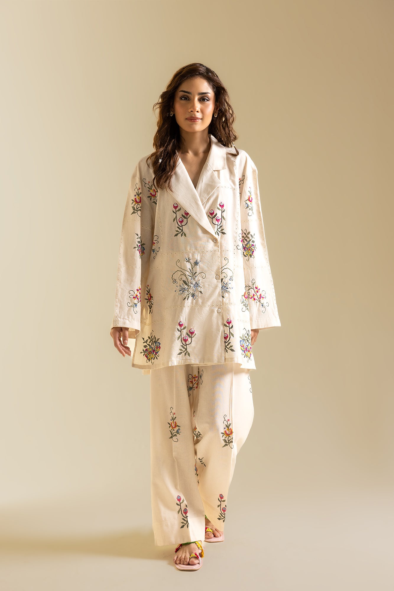 EMBROIDERED SUIT (S2E0551/119/002)