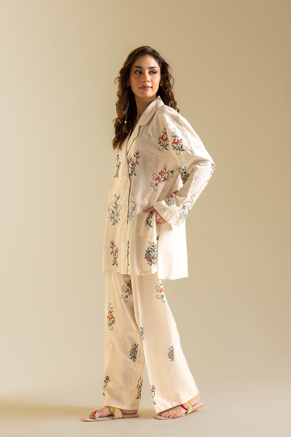 EMBROIDERED SUIT (S2E0551/119/002)