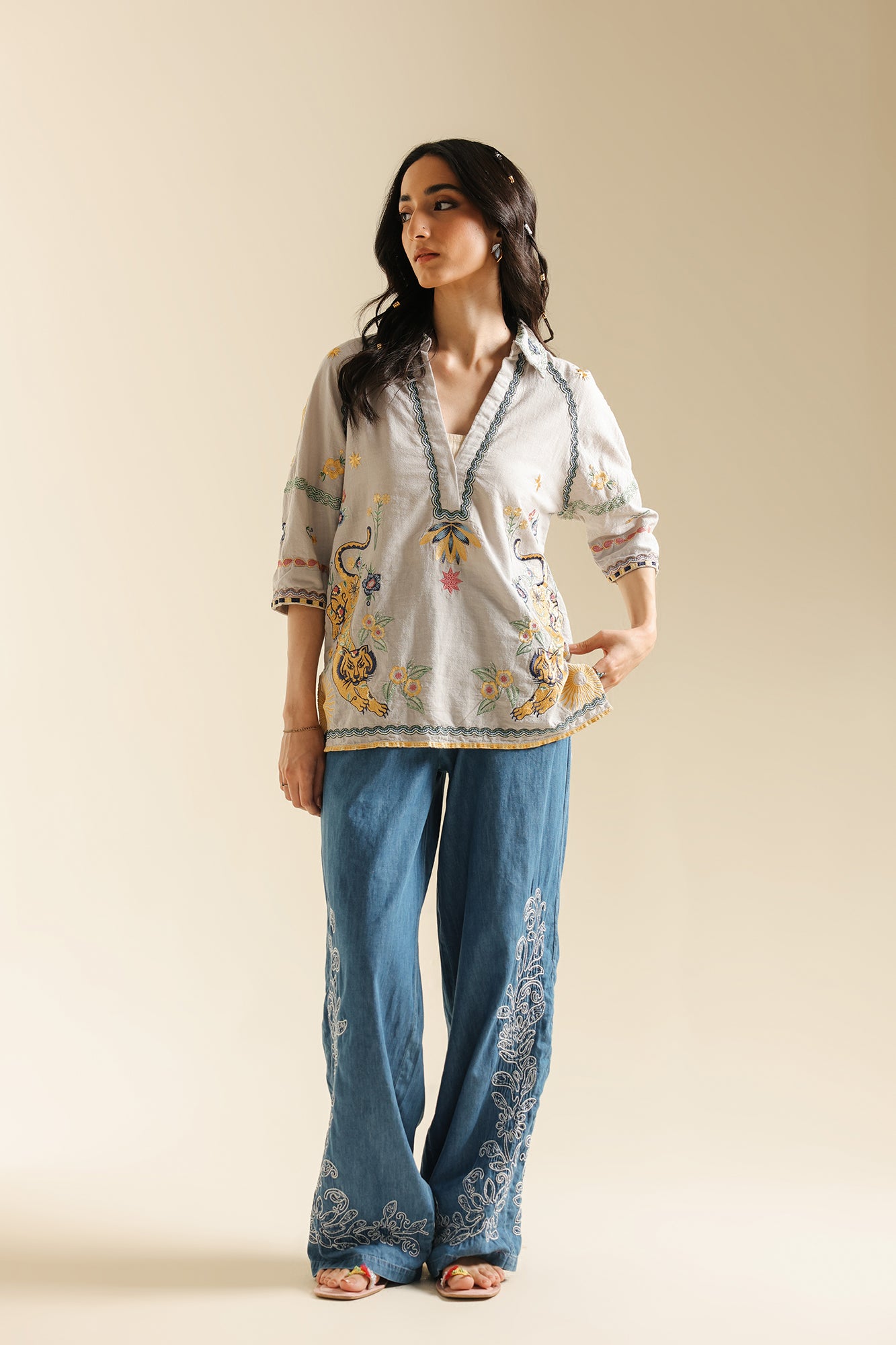 EMBROIDERED TOP (S3E0430/119/912)