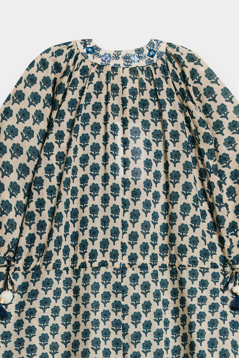 DRESS (S3E0433/119/006)