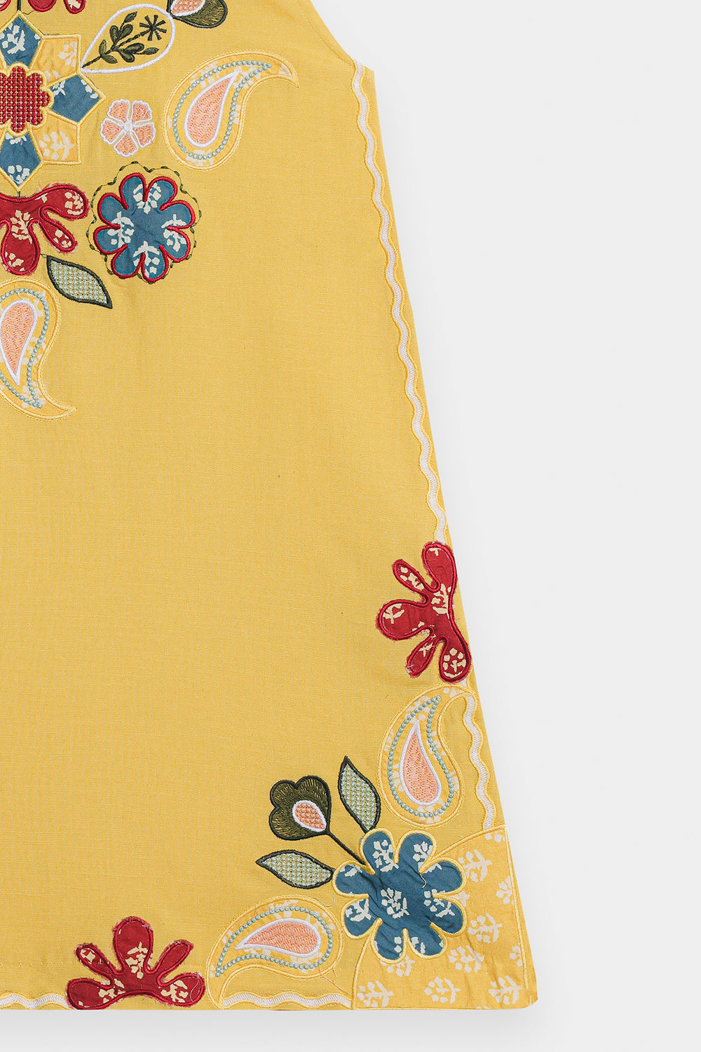 KURTI (S3E0512/119/106)